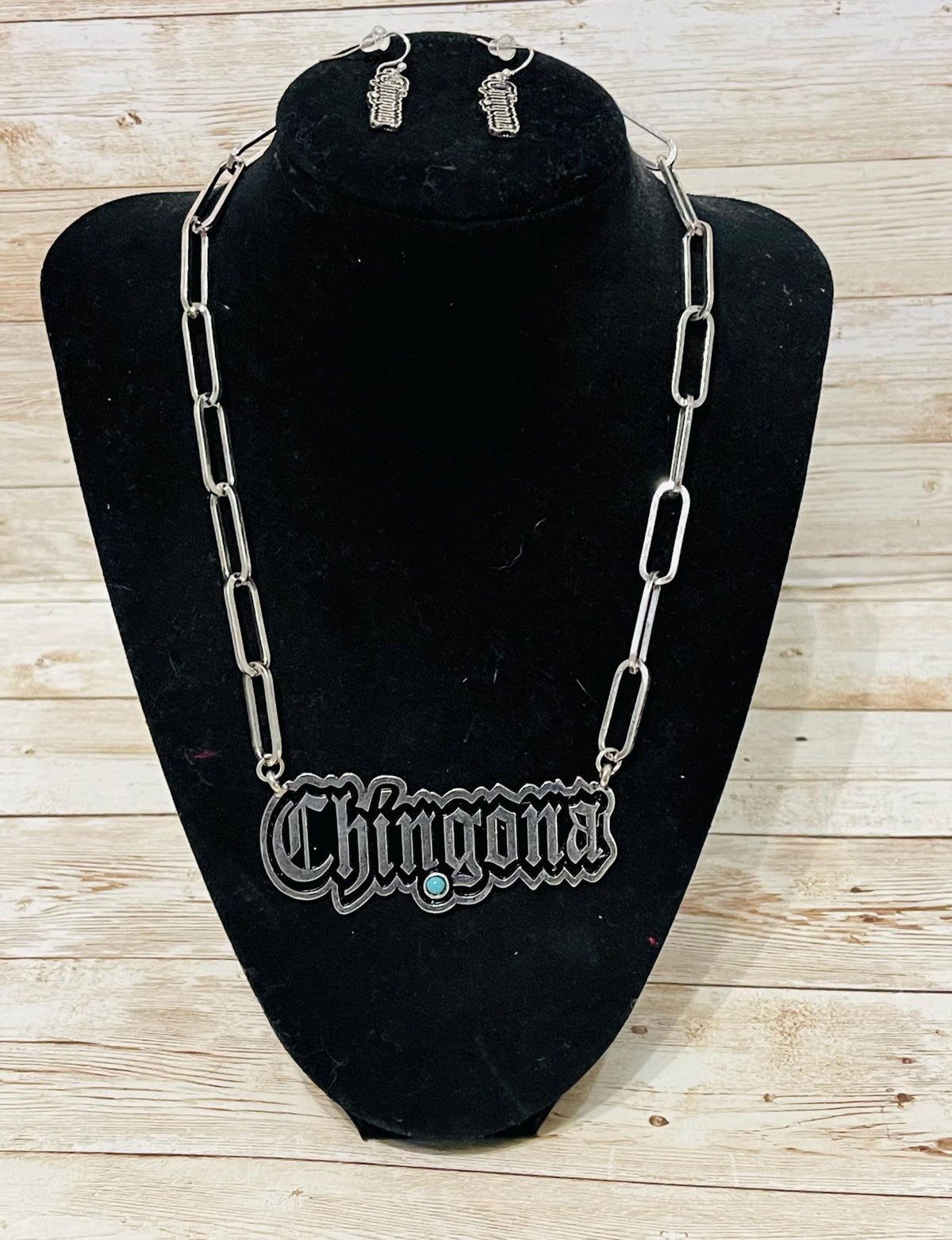 Chingona Necklace & Earrings Set