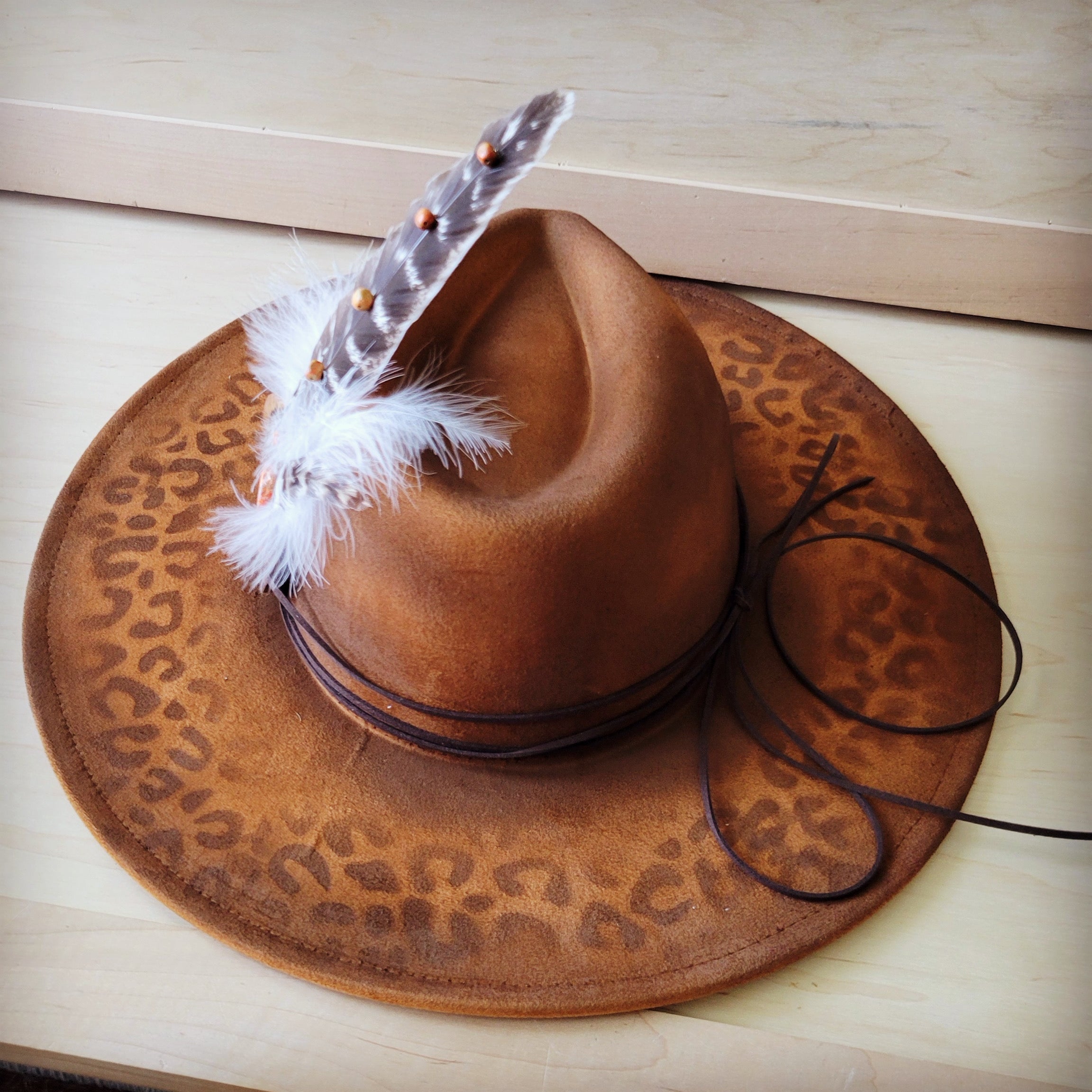 Hand-Painted Leopard Boho Western Cowgirl Hat & Band-Tan 987m