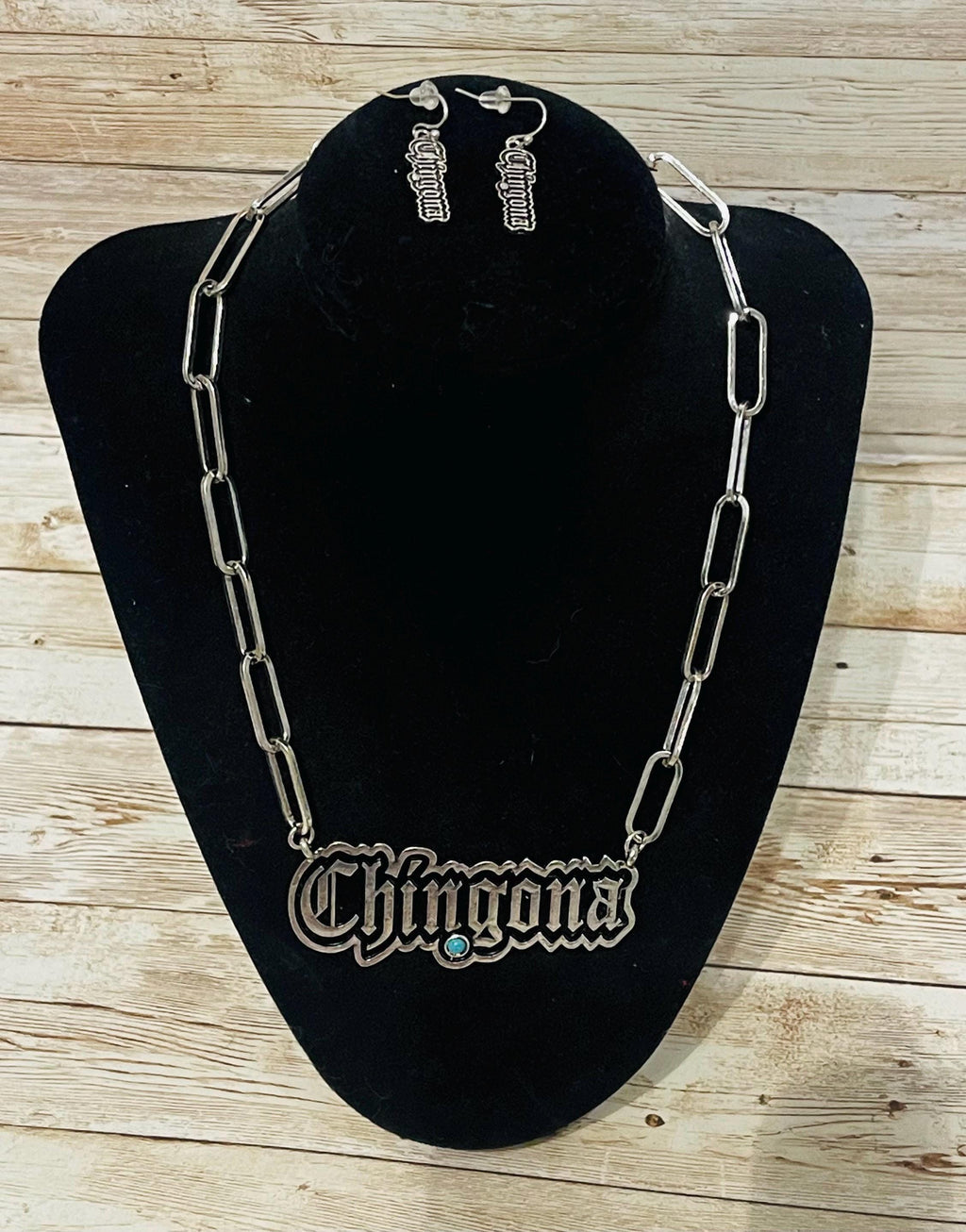 Chingona Necklace & Earrings Set