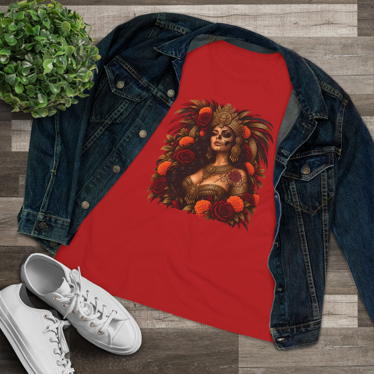 Reina Azteca: Entre Rosas y Cempasúchil | Women's Cotton Tee