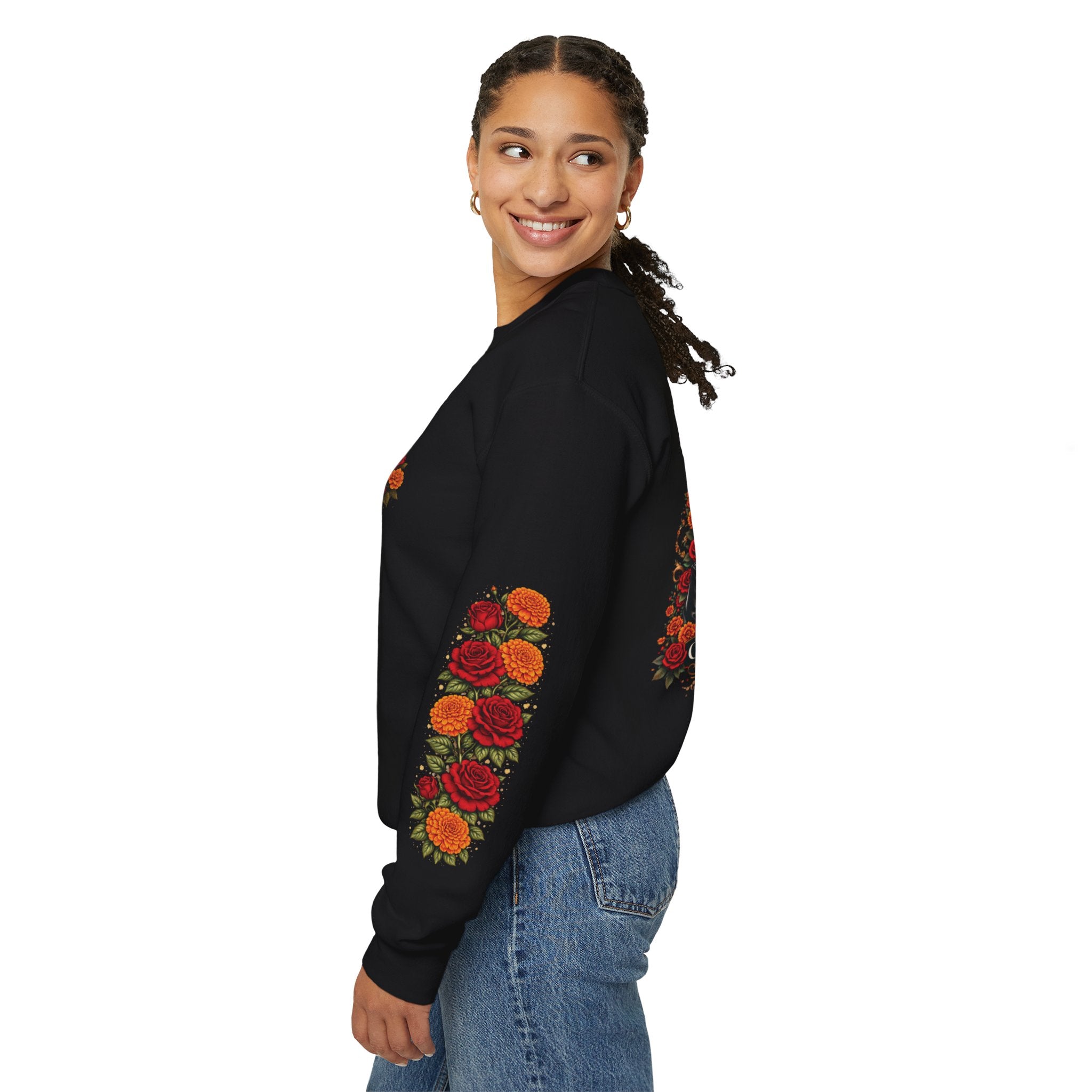 "Confidentemente única" Floral Sugar Skull Pullover Sweatshirt