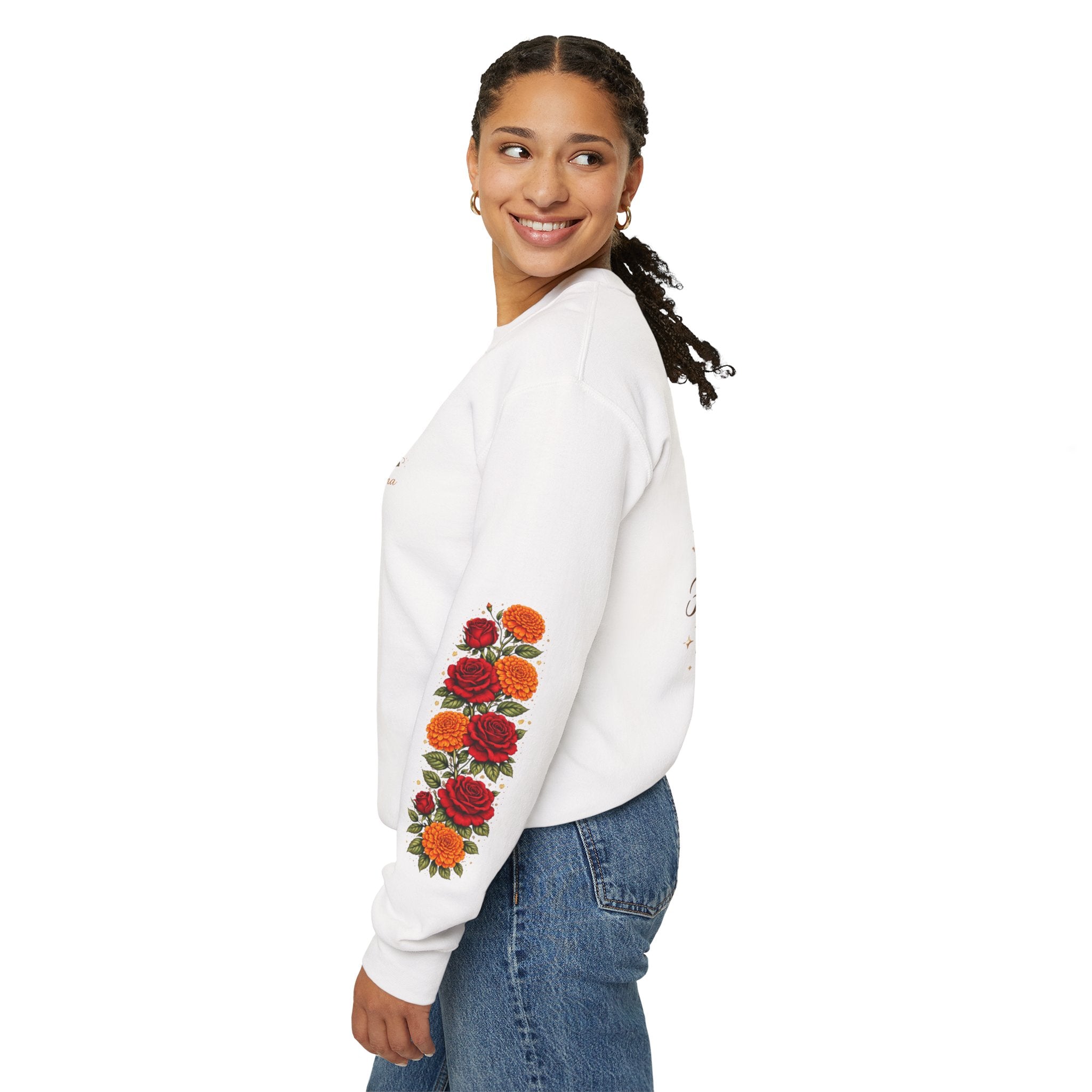Crewneck Sweatshirt — "Con la Fuerza de una Reina" Floral Crown Design