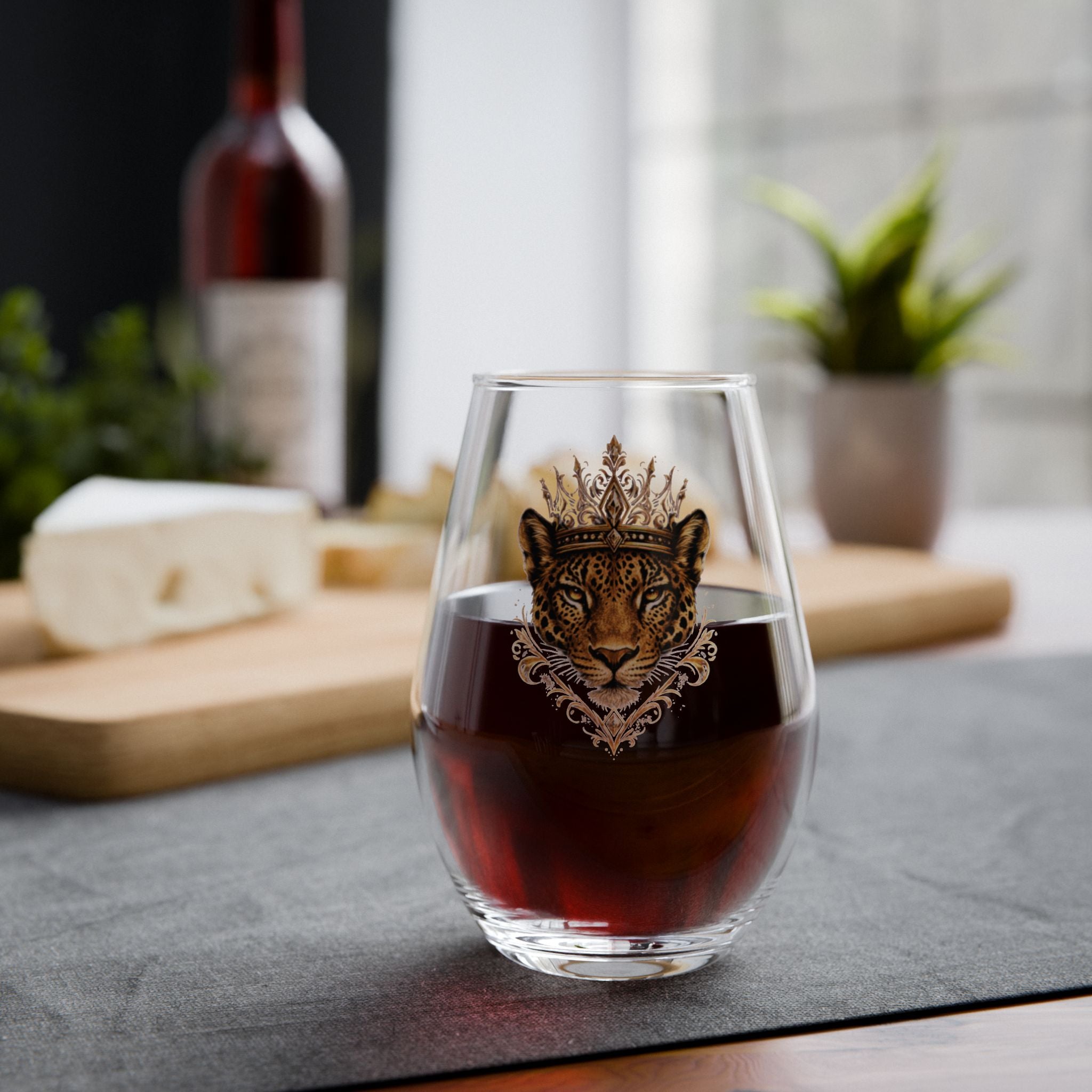 Jaguar Crown Stemless Wine Glass – Royal Animal Print 11.75oz
