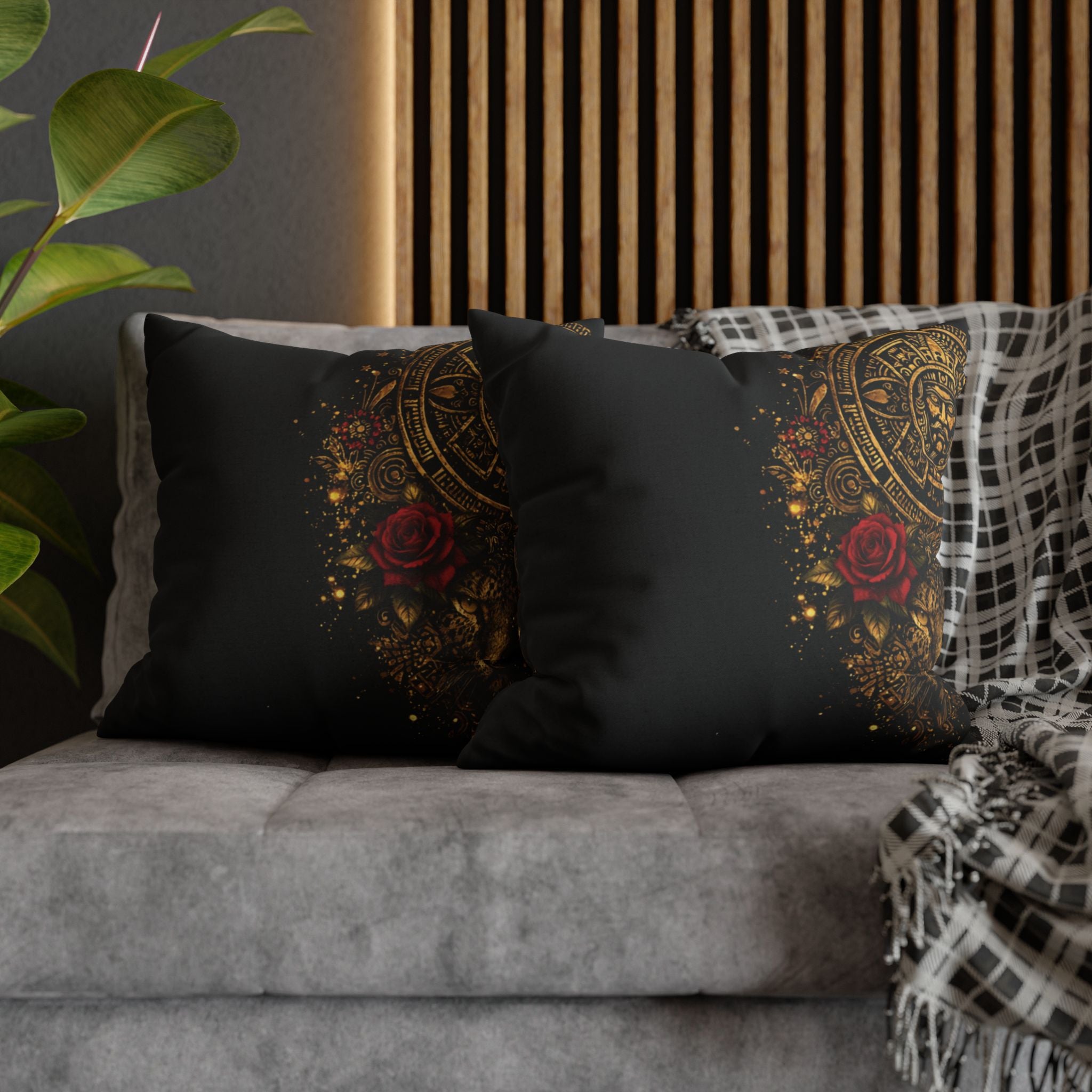 Reina Azteca Pillowcase — Rose Decorative Throw Pillow