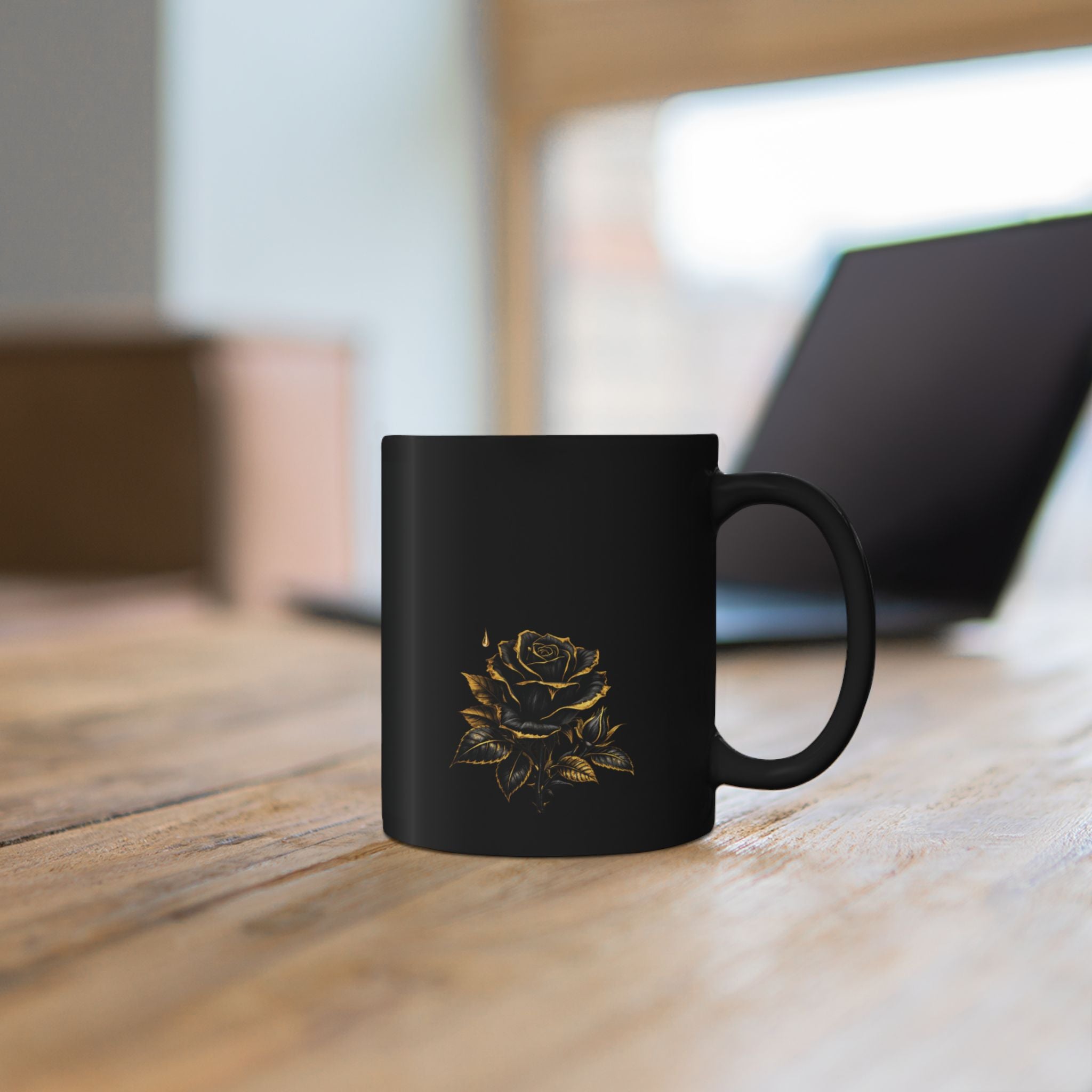 Chicafiy Gold Crown Black Mug — Elegant Coffee Cup for Queen Vibes
