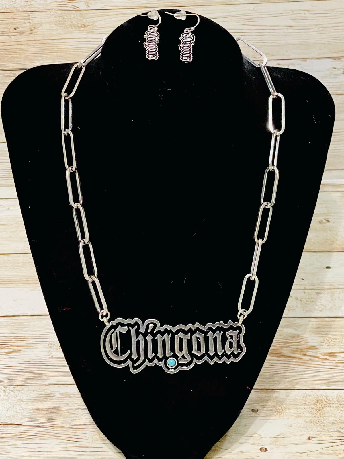 Chingona Necklace & Earrings Set