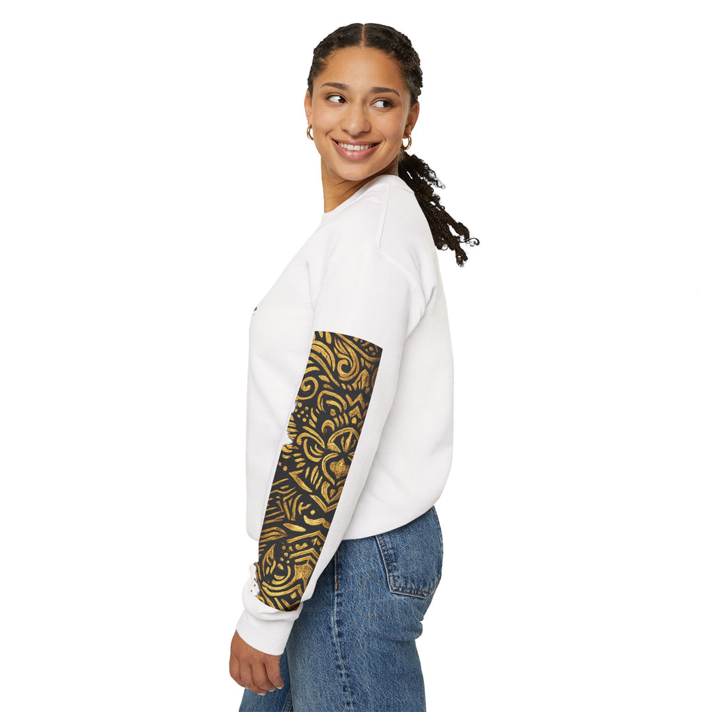 Raices de Oro Crewneck Sweatshirt — Graphic
