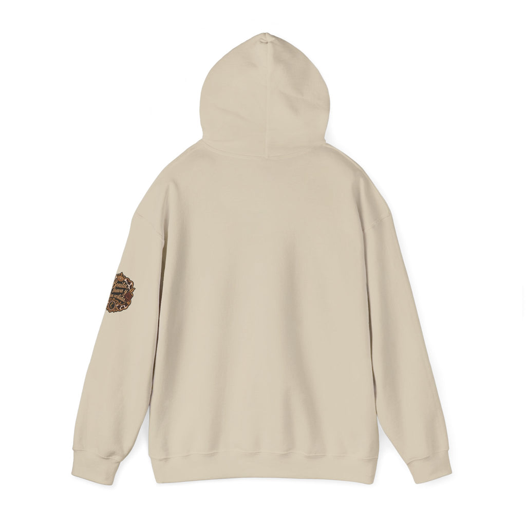 Vaquera Lux – Bonita, Brava y Bien Vestida | Heavy Blend™ Hooded Sweatshirt