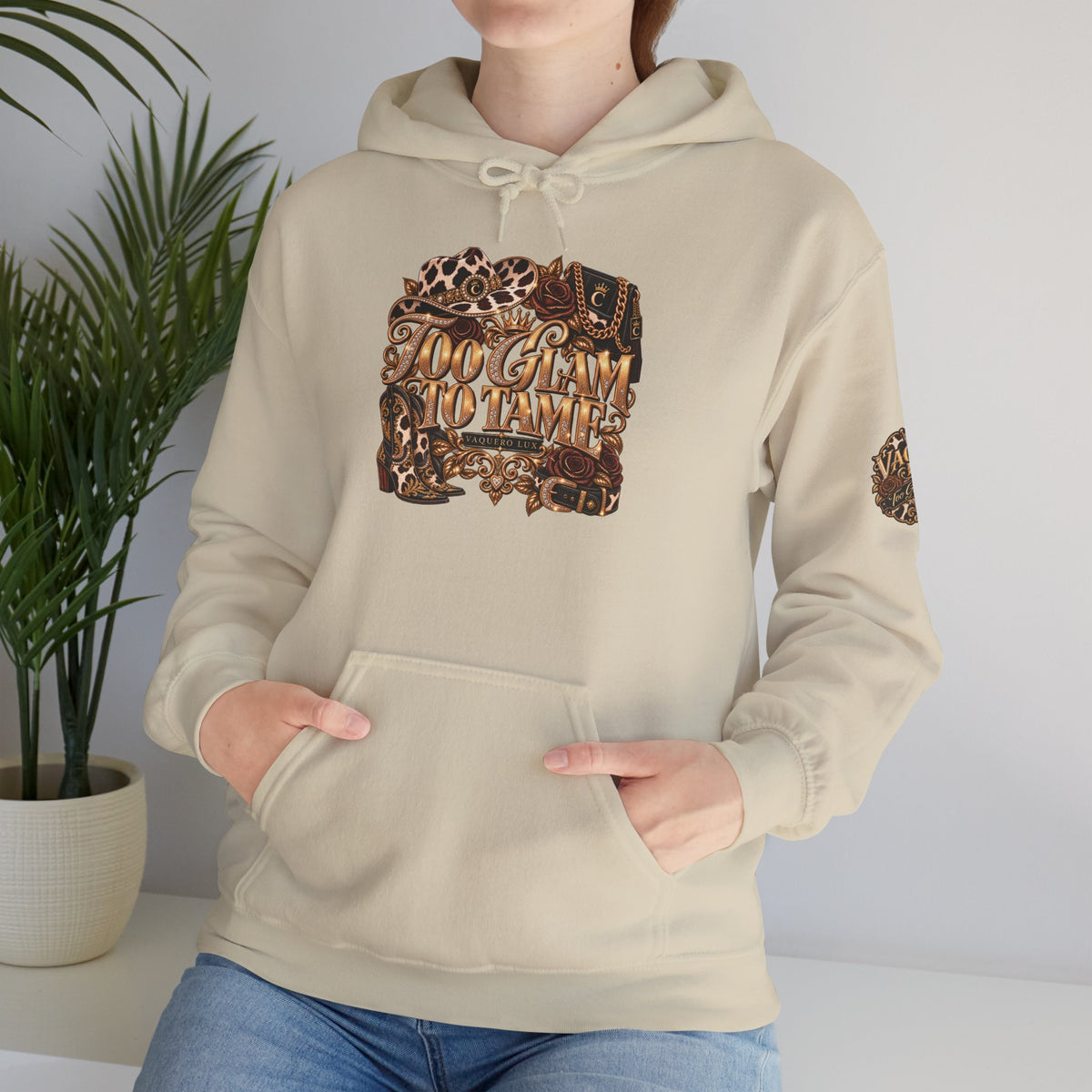 Vaquera Lux – Too Glam to Tame | Heavy Blend™ Hooded Sweatshirt