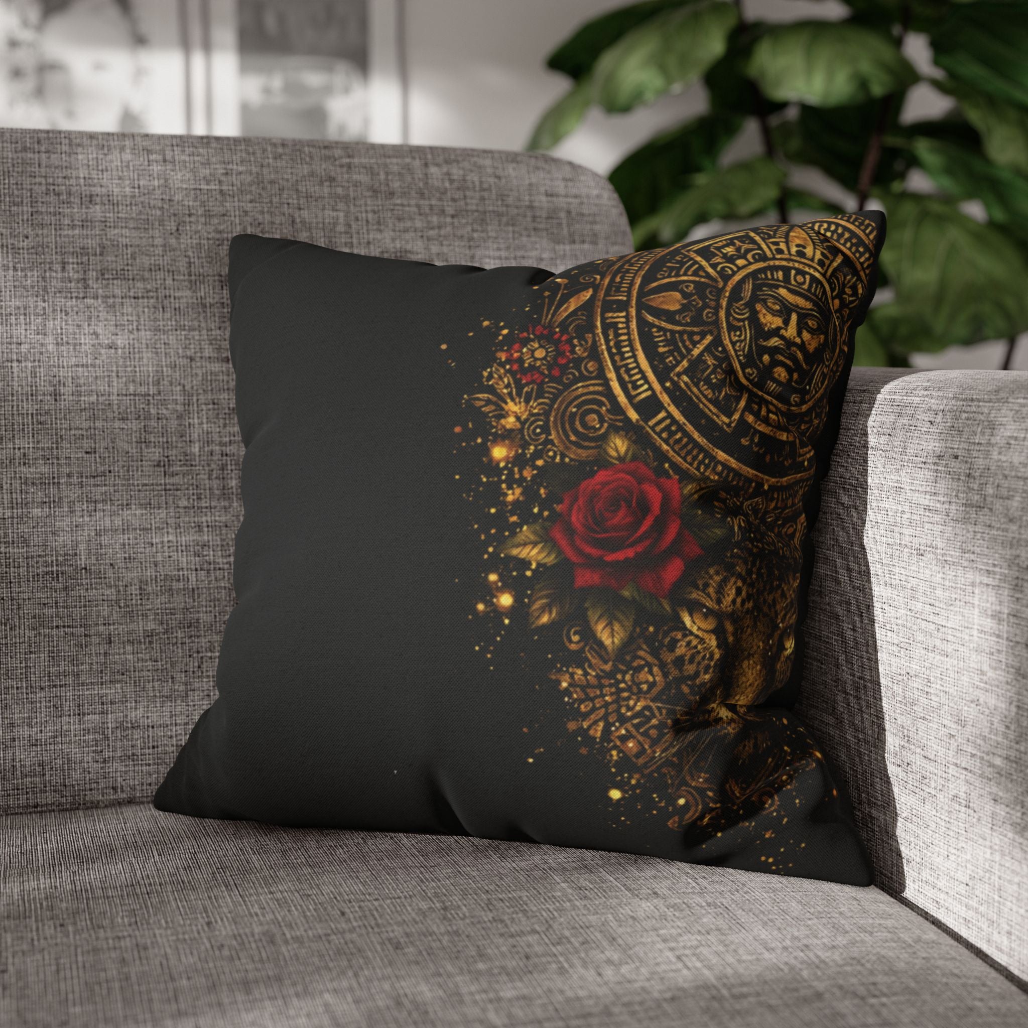 Reina Azteca Pillowcase — Rose Decorative Throw Pillow