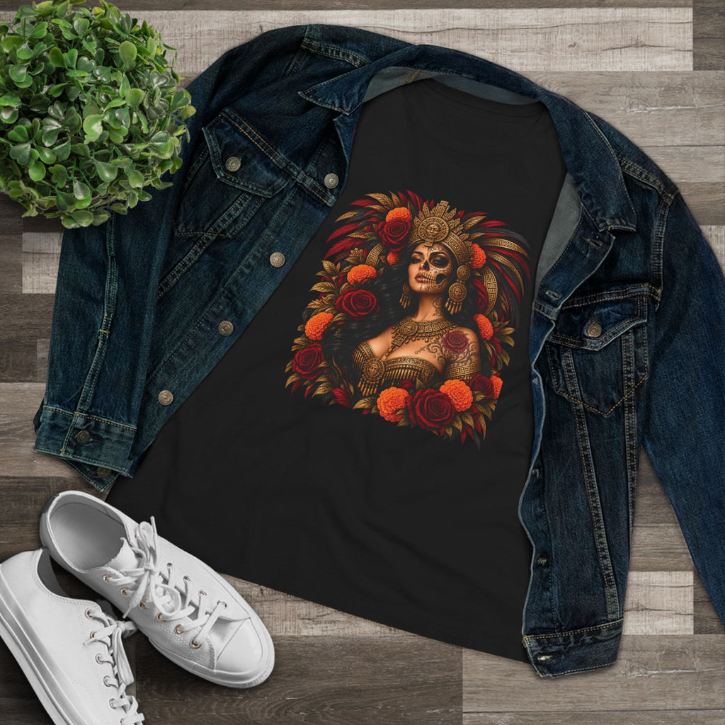 Reina Azteca: Entre Rosas y Cempasúchil | Women's Cotton Tee
