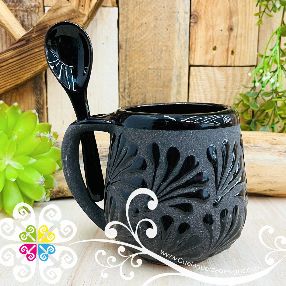 Black Clay Mug with Spoon - Taza Espiga con Cuchara