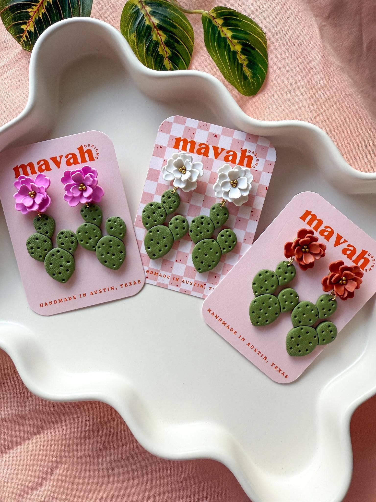 Nopal en Flor Earrings 🌵🤍