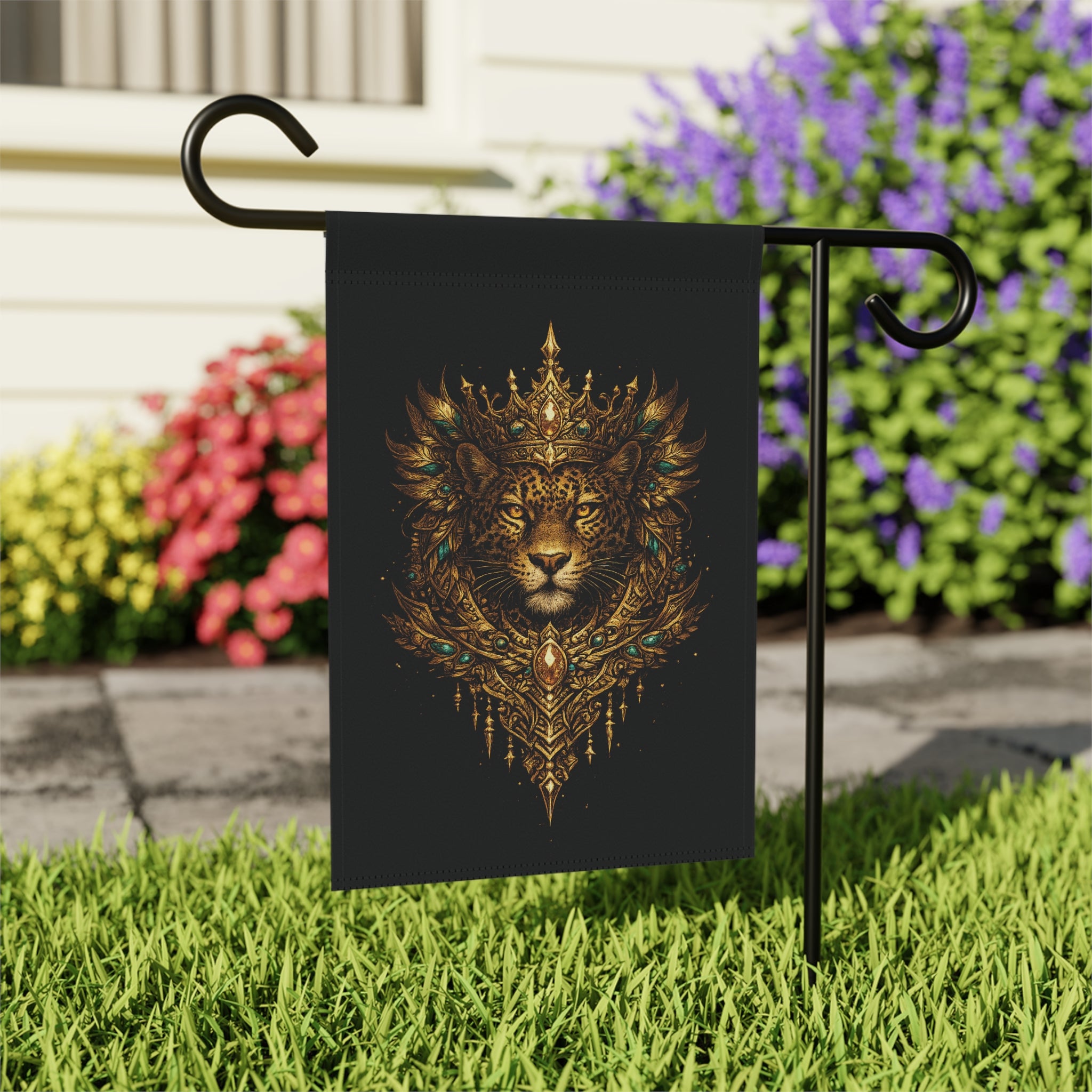 Regal Jaguar Flag — Ornate Gold Crowned Lion House Banner