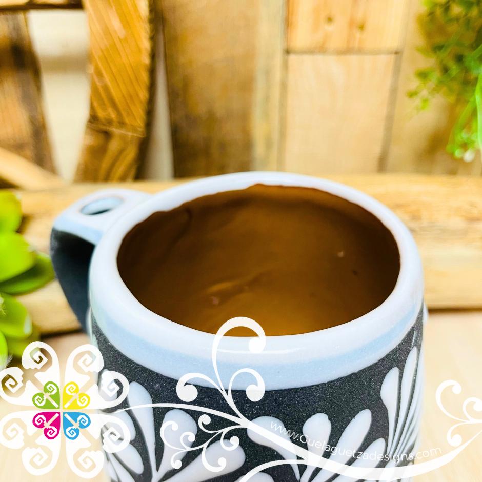 Black with White Clay Mug with Spoon - Taza Espiga con Cuchara