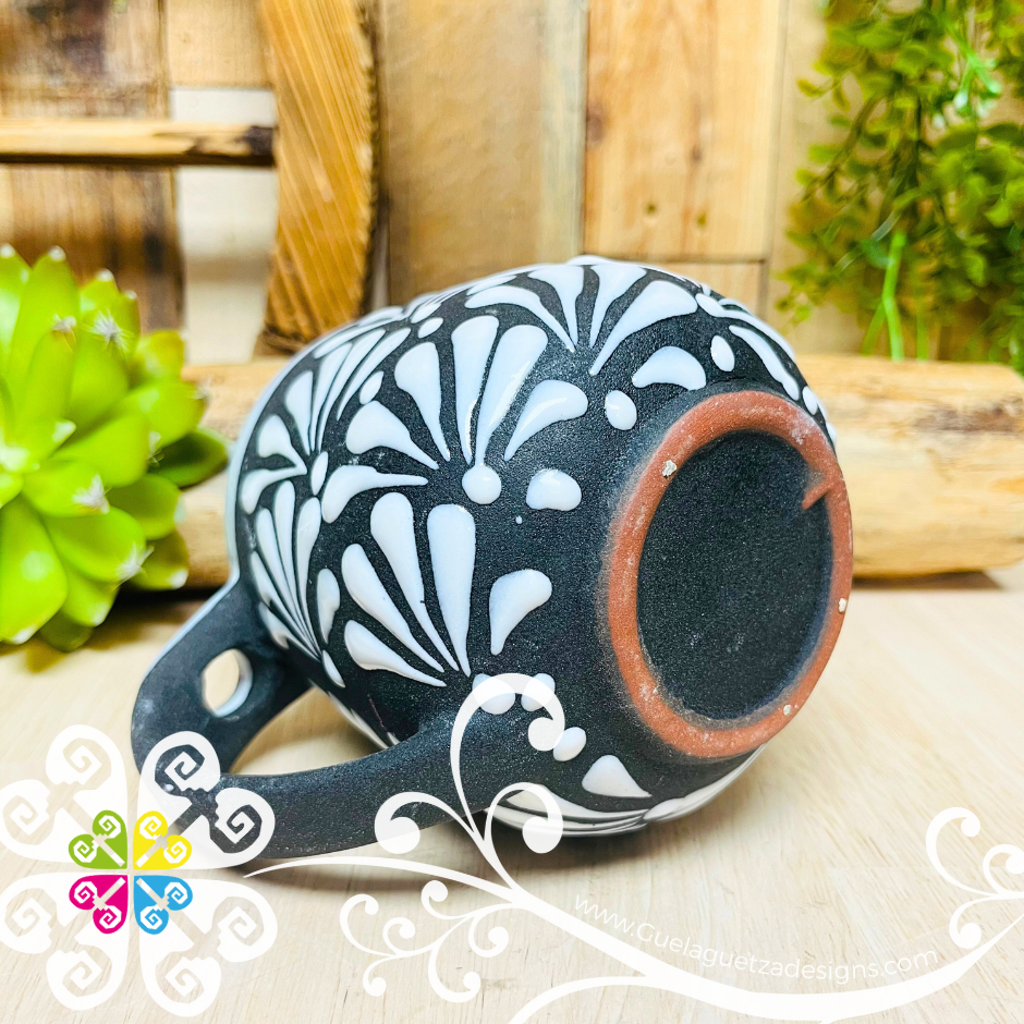 Black with White Clay Mug with Spoon - Taza Espiga con Cuchara