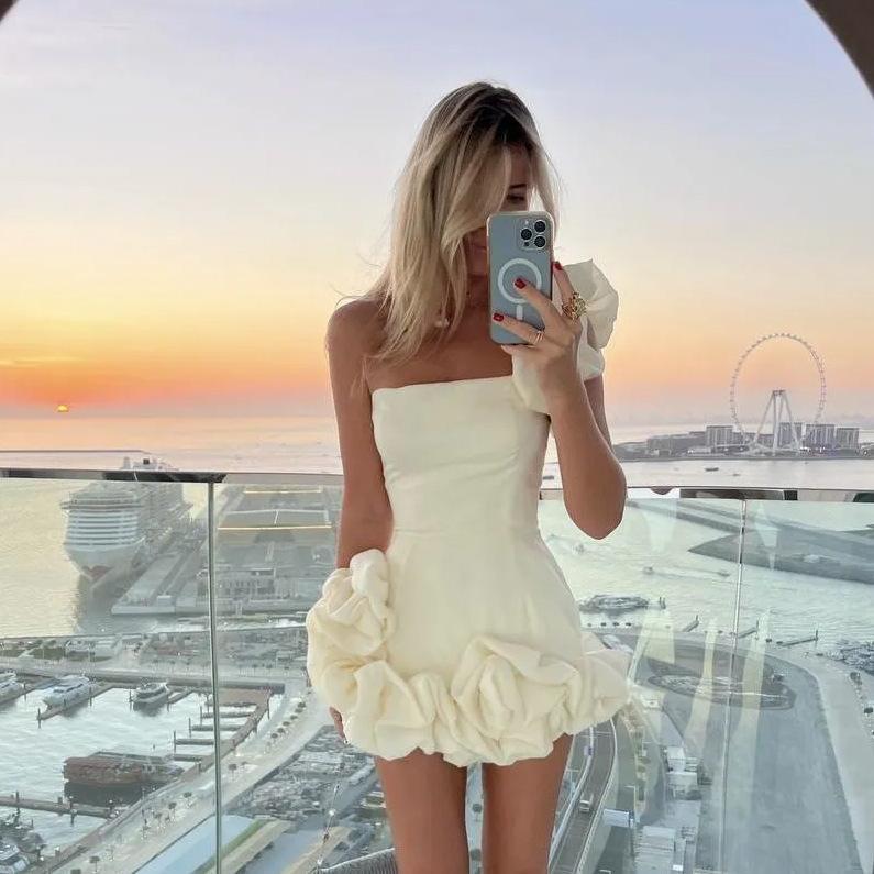Women's Dress with Ruffled Flower Bud Waist Single Shoulder Halter Pencil Skirt