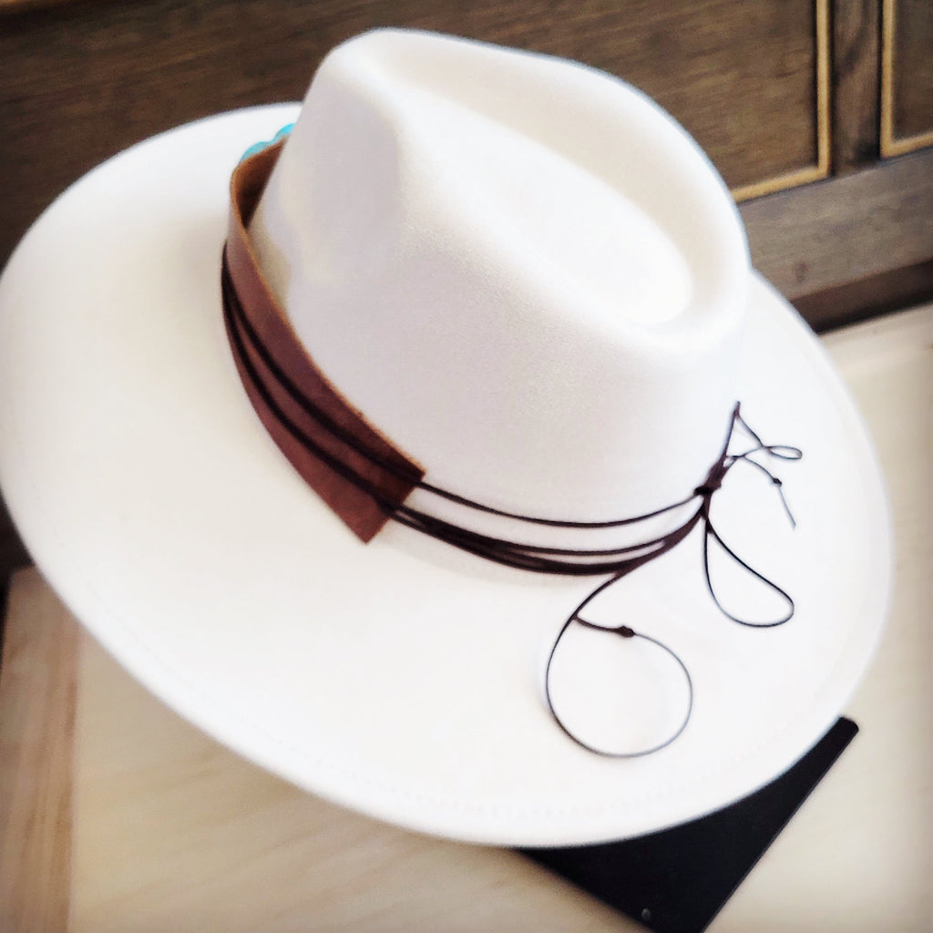 Wide Genuine Leather Cognac Hat Band w/ Turq 954m