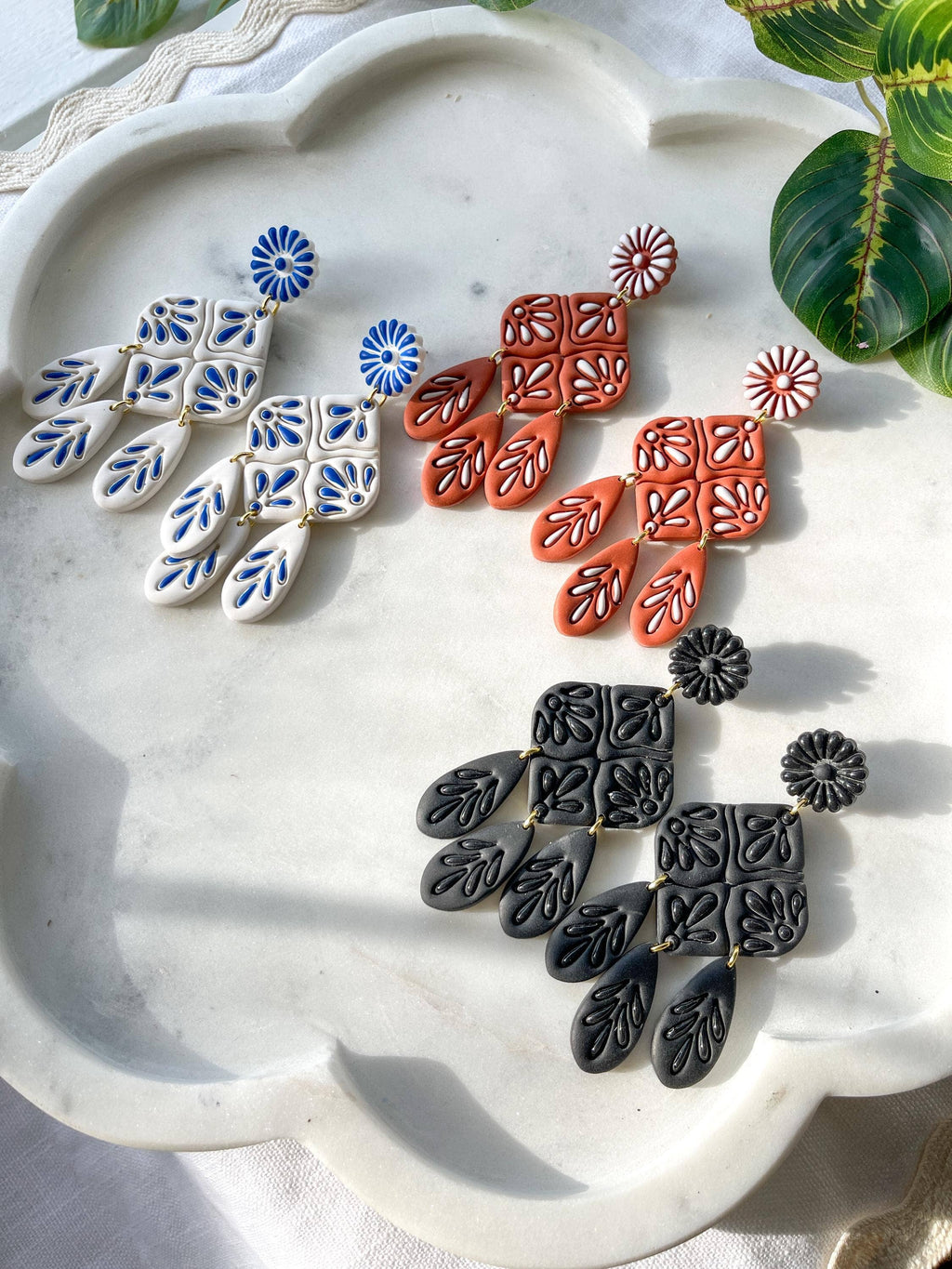 Raíces Artesanales Statement Earrings
