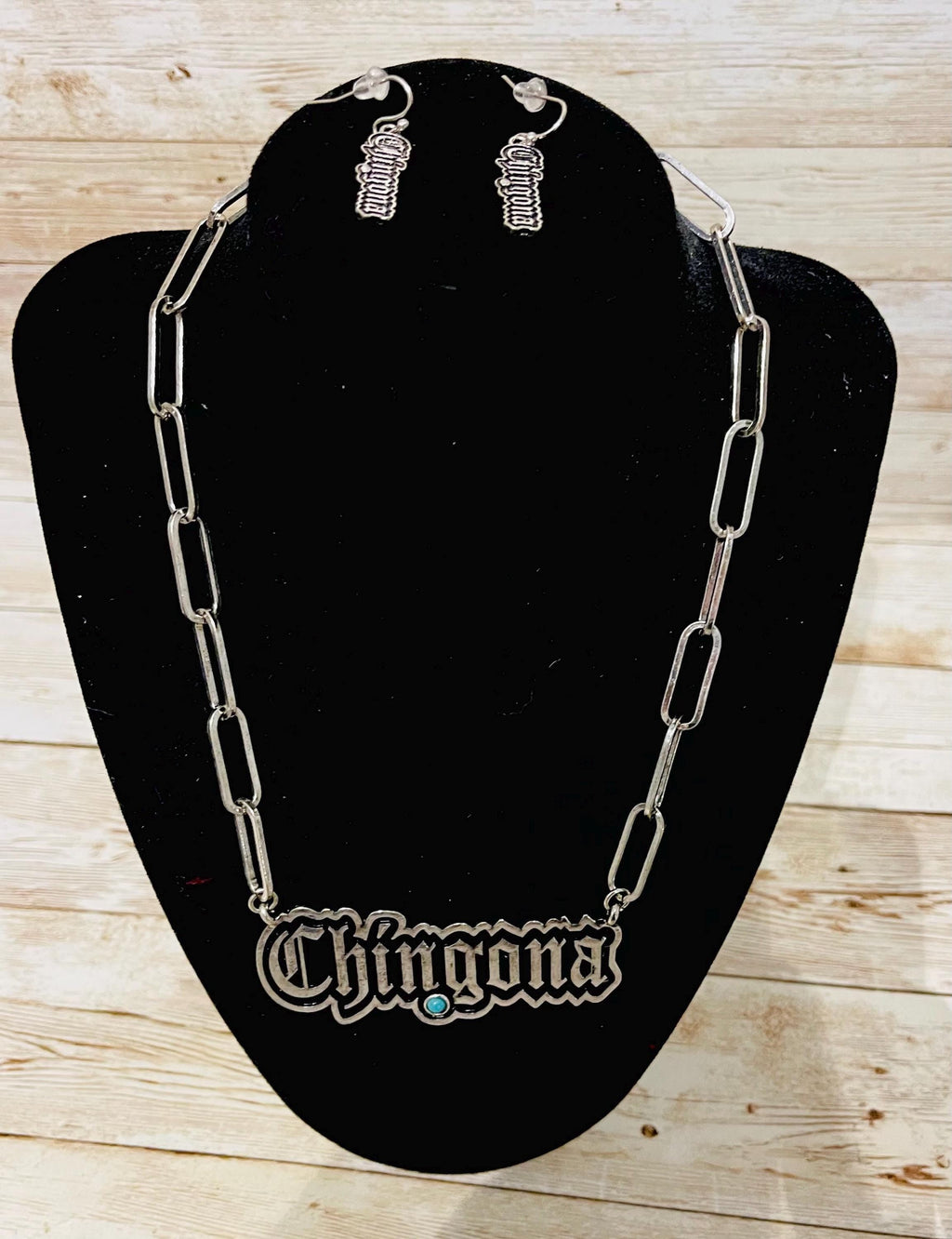 Chingona Necklace & Earrings Set
