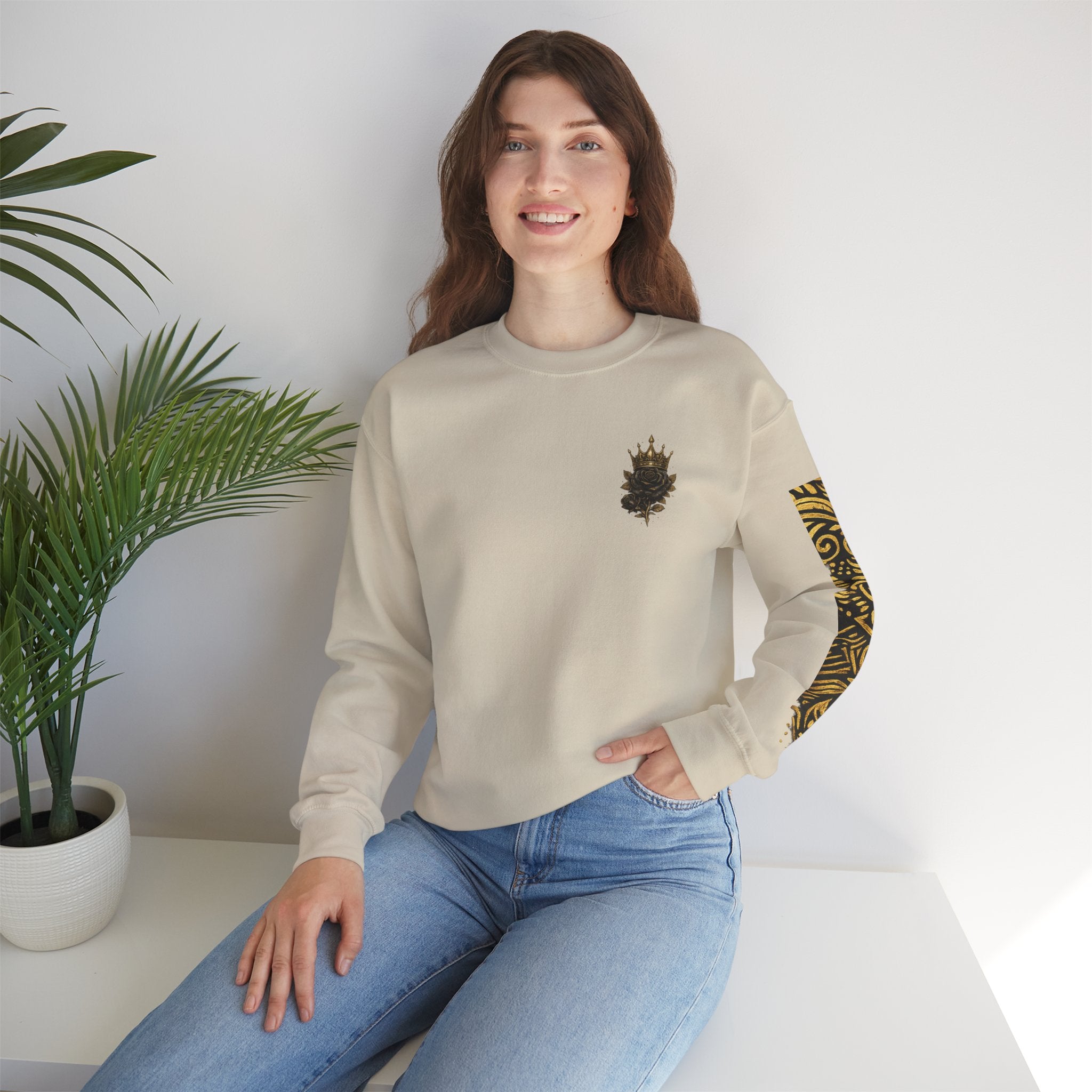 Raices de Oro Crewneck Sweatshirt — Graphic
