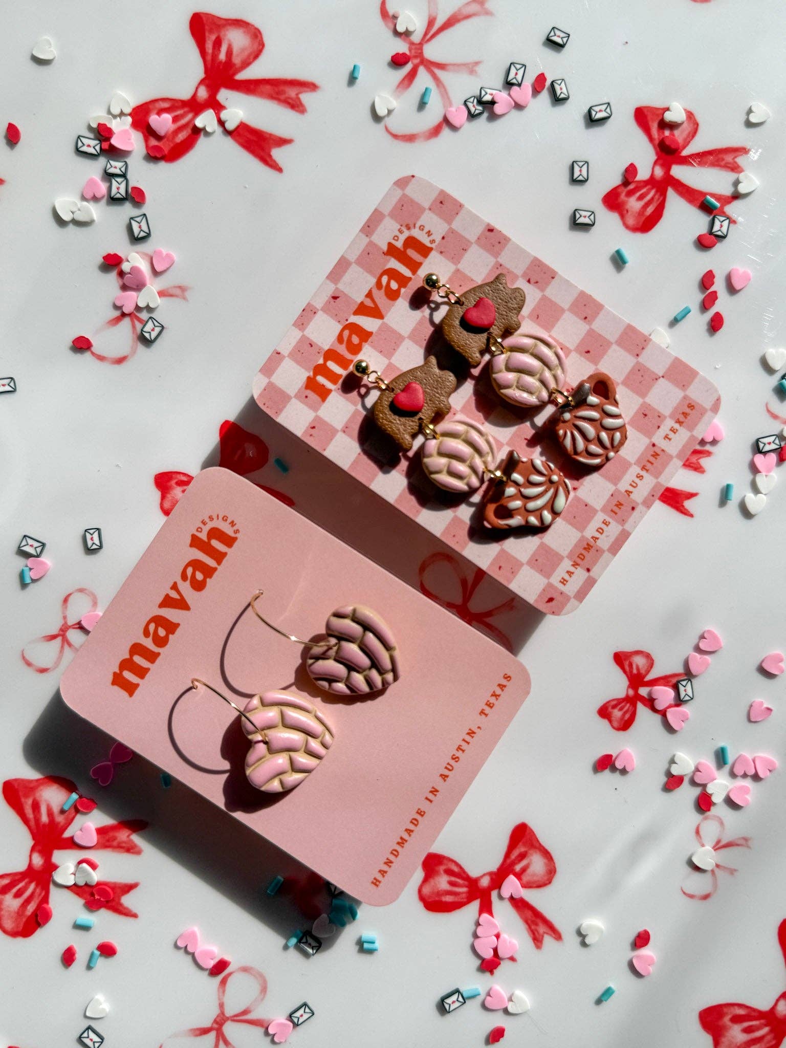 Corazón de Pan Dulce Earrings ❤️🥐