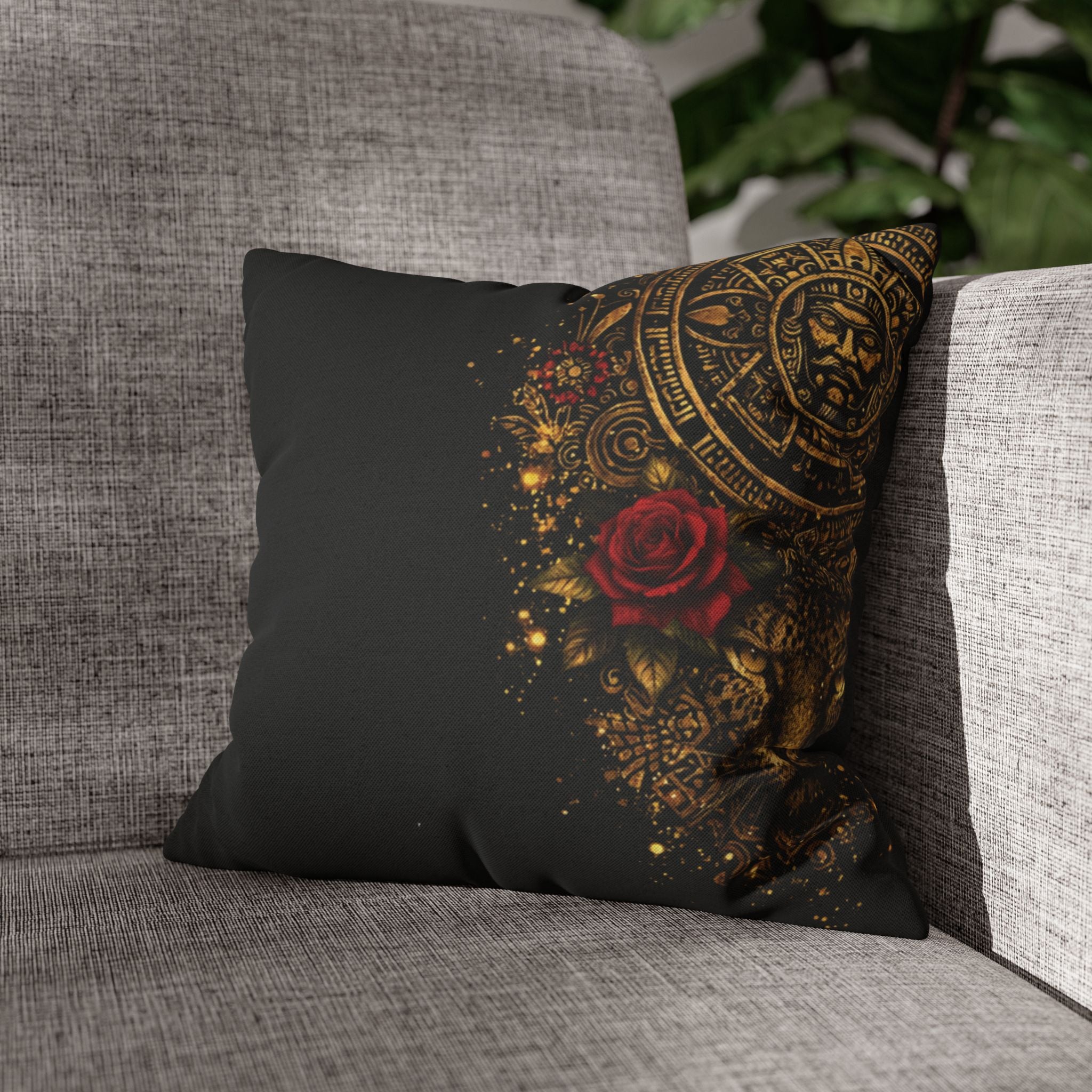 Reina Azteca Pillowcase — Rose Decorative Throw Pillow