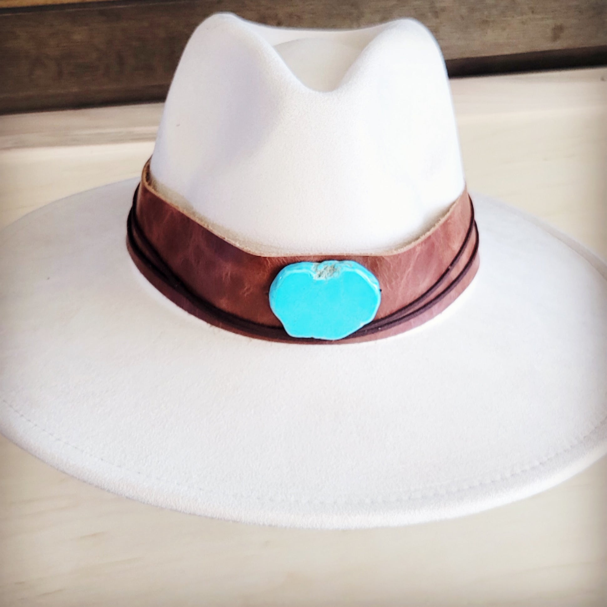 Wide Genuine Leather Cognac Hat Band w/ Turq 954m