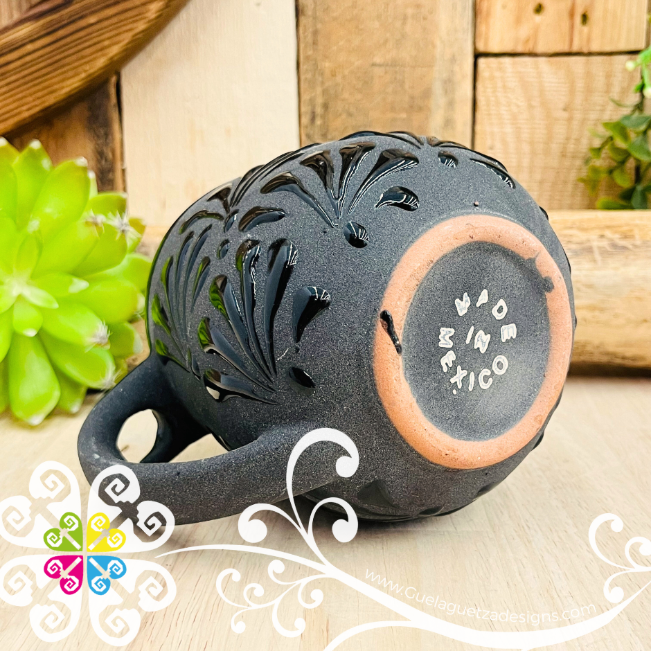 Black Clay Mug with Spoon - Taza Espiga con Cuchara