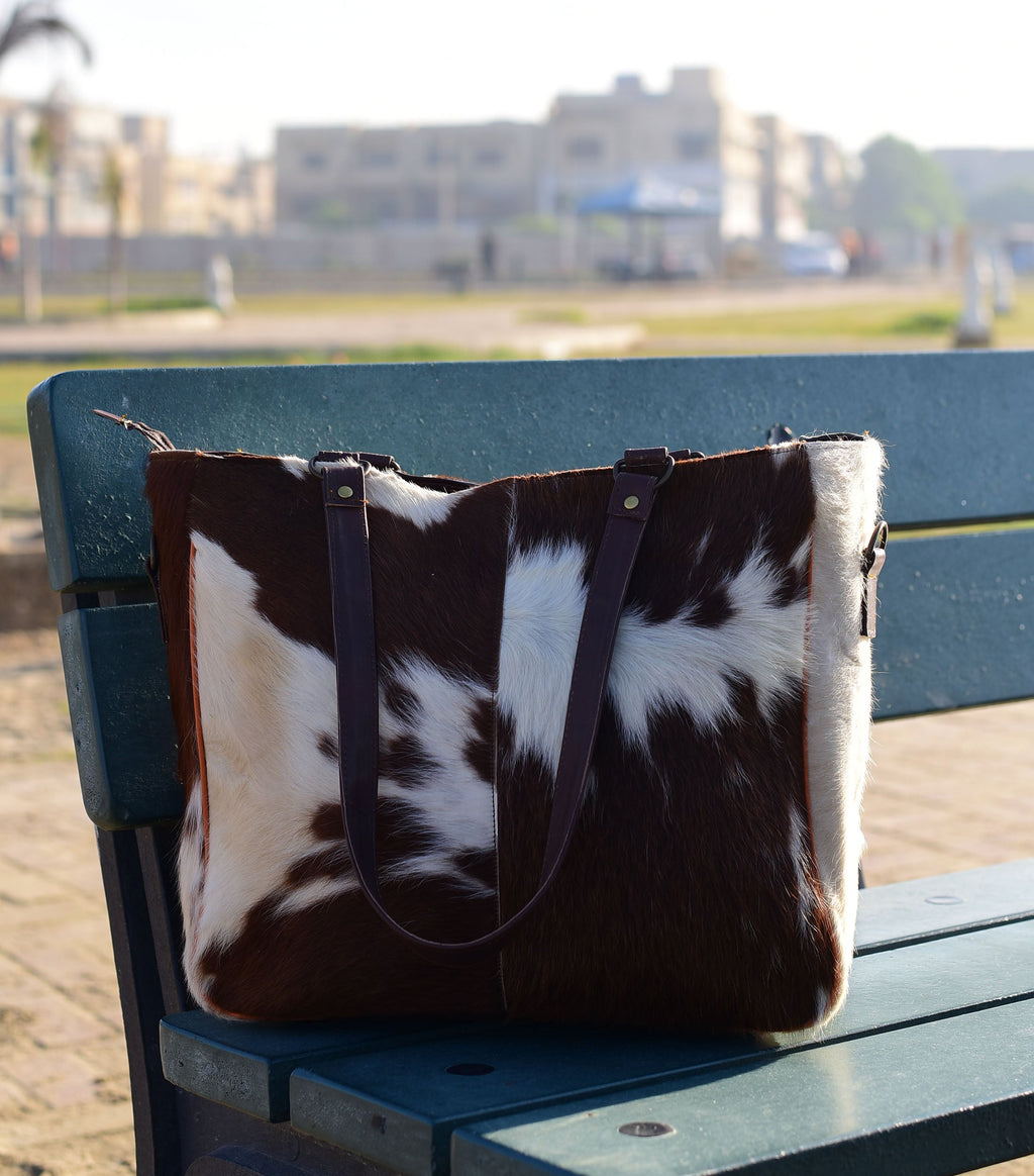Cowhide Crossbody Leather Shoulder Bag - Stylish & Durable Everyday Purse - Perfect Gift for Her