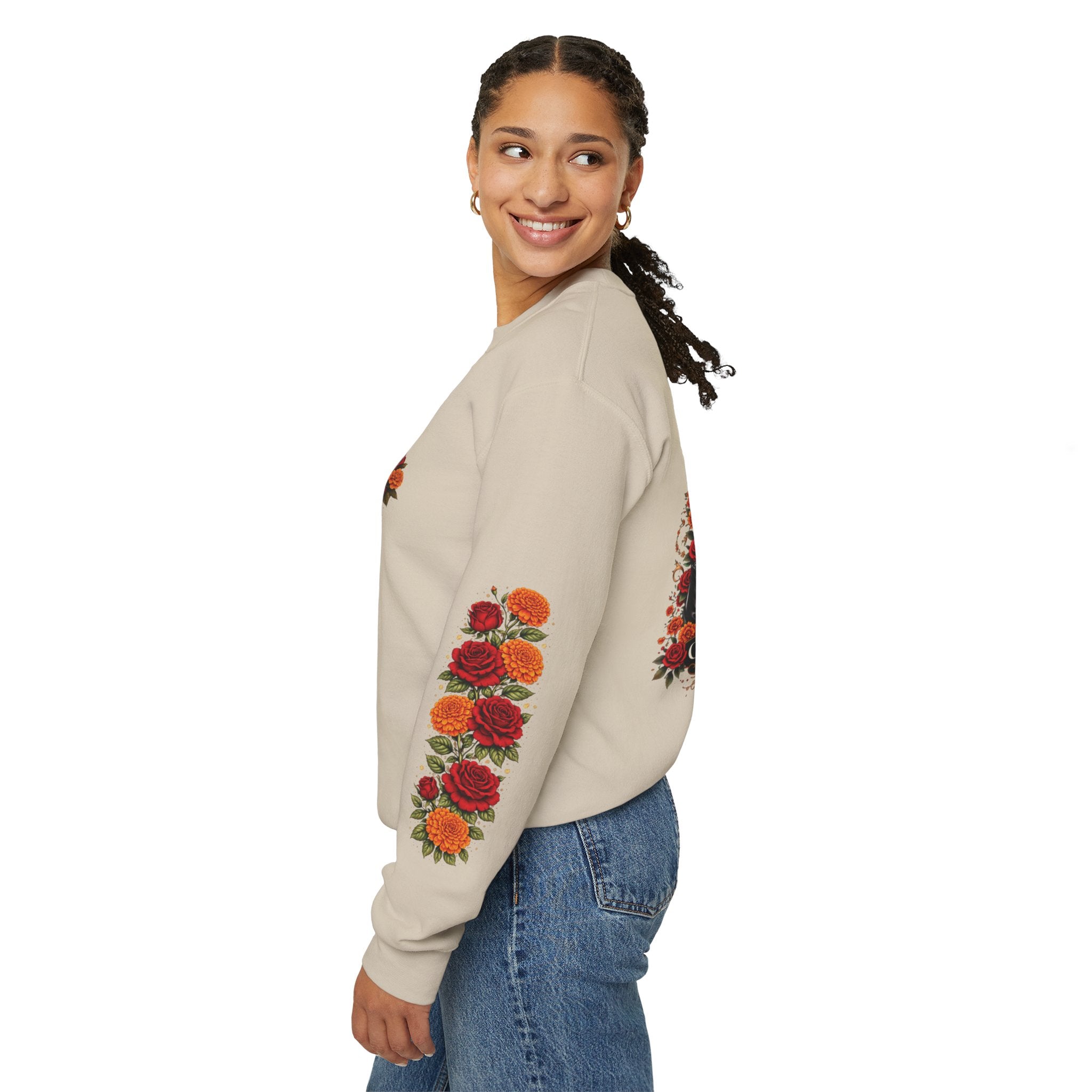 "Confidentemente única" Floral Sugar Skull Pullover Sweatshirt