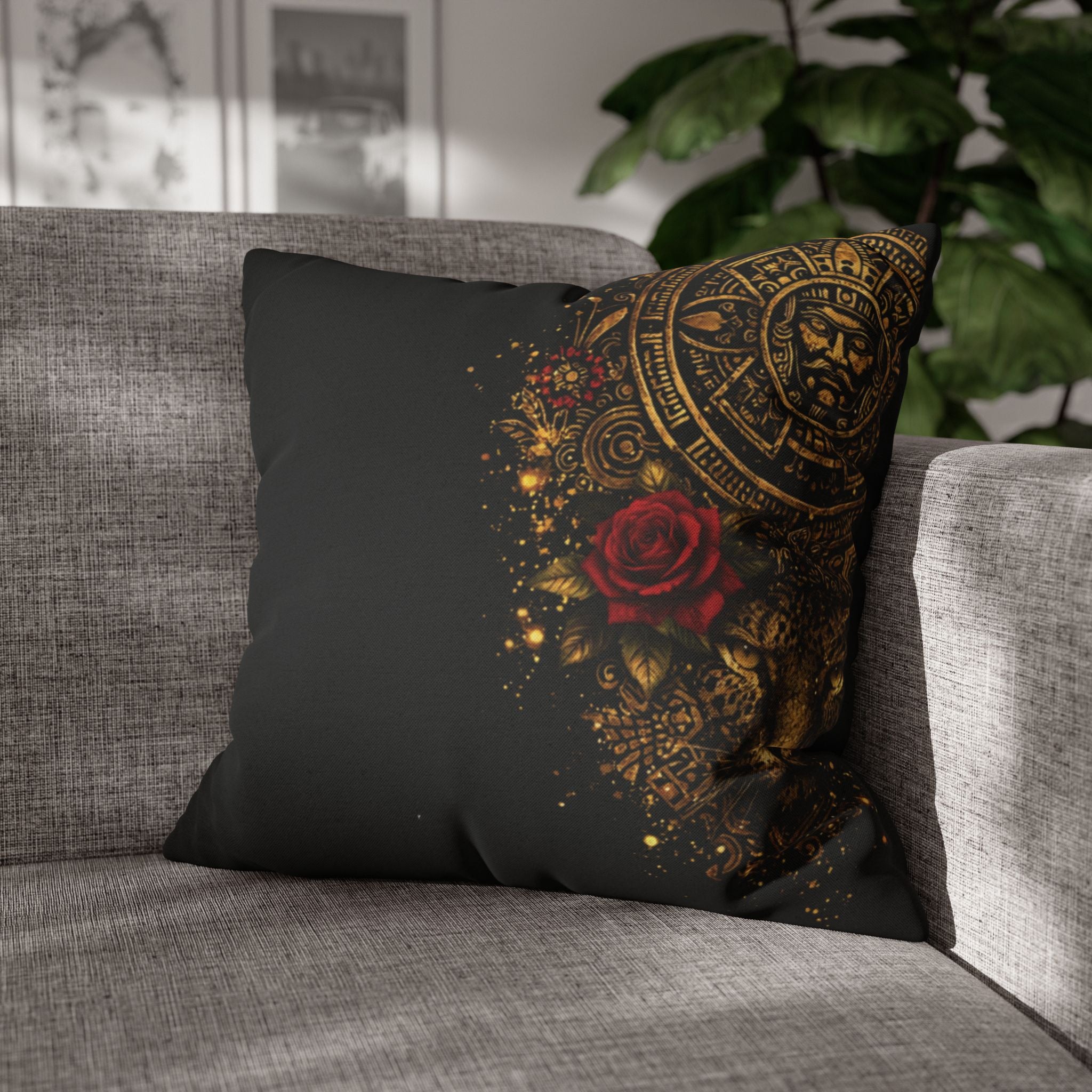 Reina Azteca Pillowcase — Rose Decorative Throw Pillow