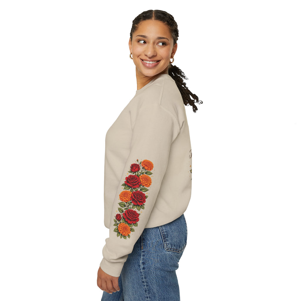 Floral "Hecha de Fuerza y Flores" Sweatshirt