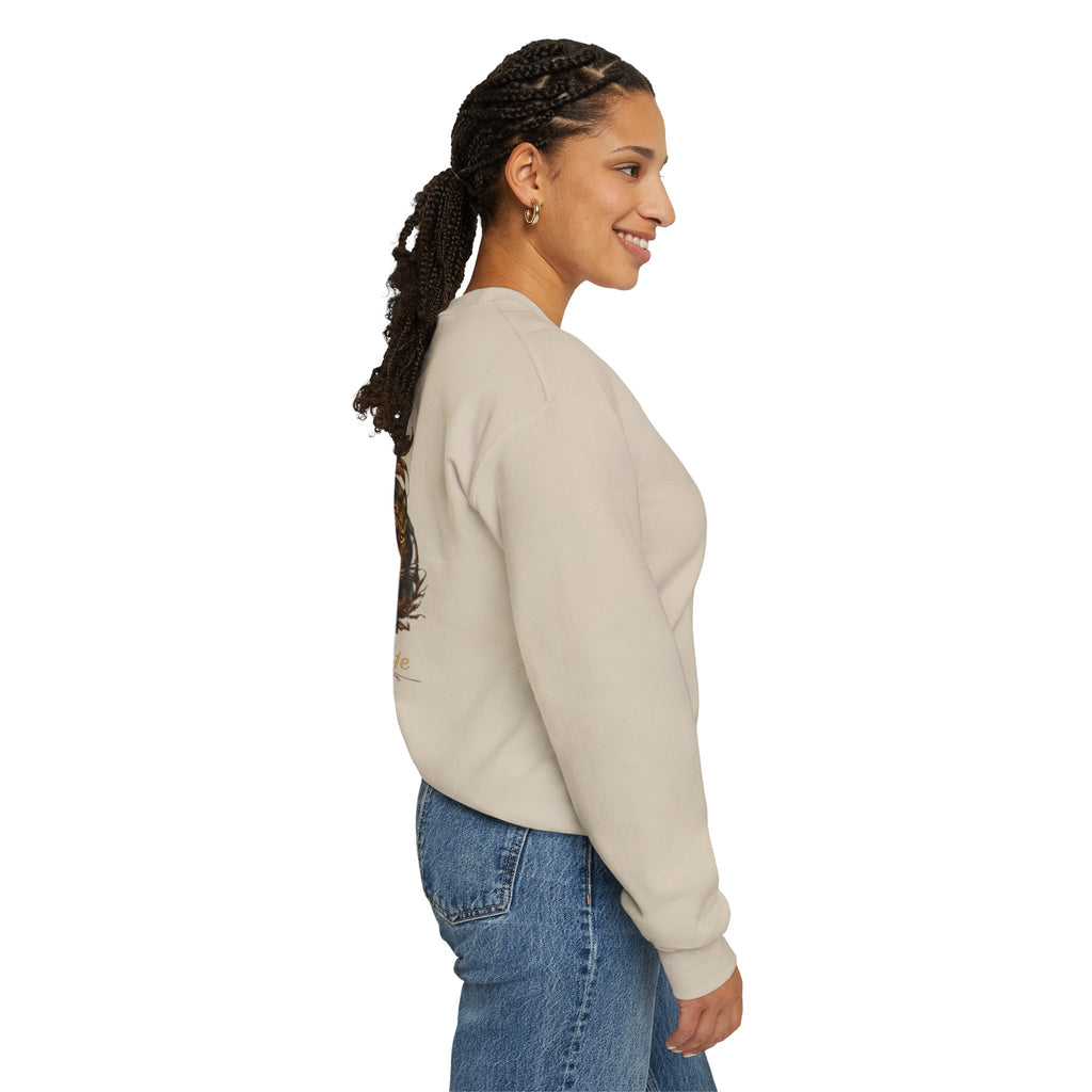 Reina Salvaje – Jaguar Queen Crewneck Sweatshirt – "Reina Salvaje" Graphic