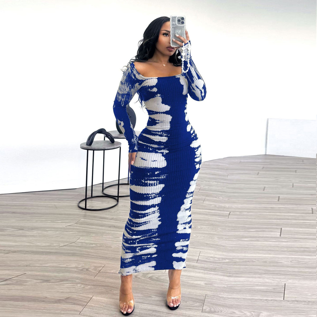 Sexy elastic hip-hugging printed bodycon dress with slits at the back