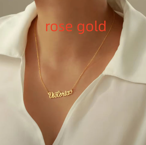Queen necklace