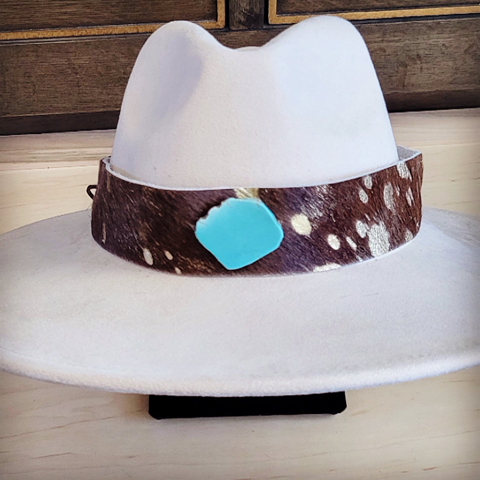 Wide Genuine Leather Mixed Metallic Hat Band w/ Turq 953t