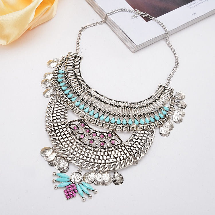 Vintage Crystal Collarbone Necklace