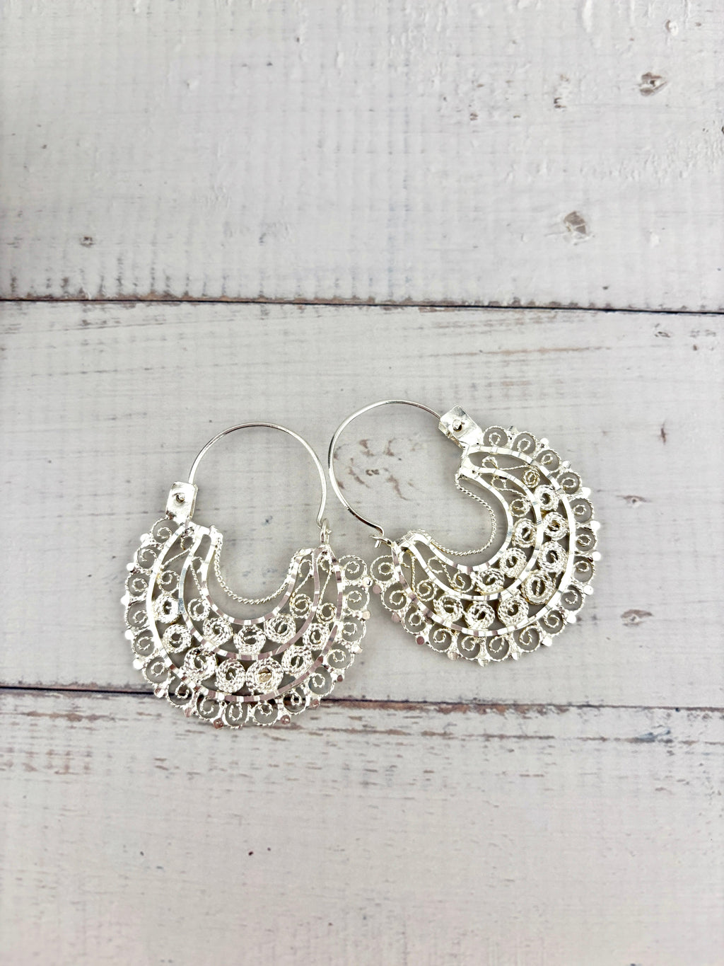 Mexican filigree hoop earrings Sterling silver .925 | Authentic Mexican jewelry for woman