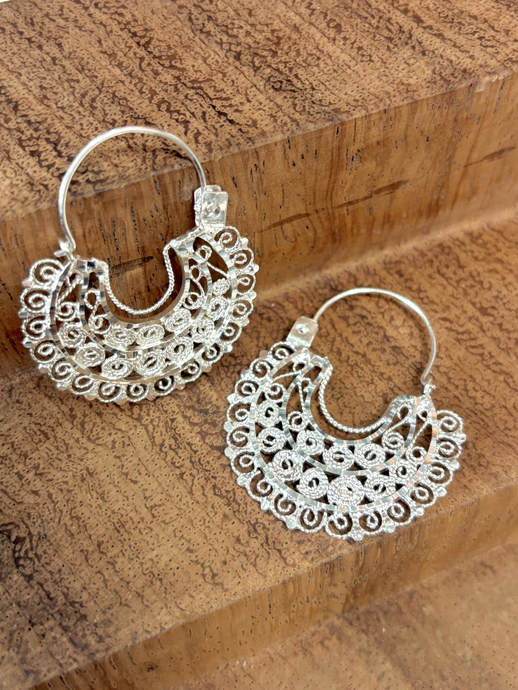 Mexican filigree hoop earrings Sterling silver .925 | Authentic Mexican jewelry for woman