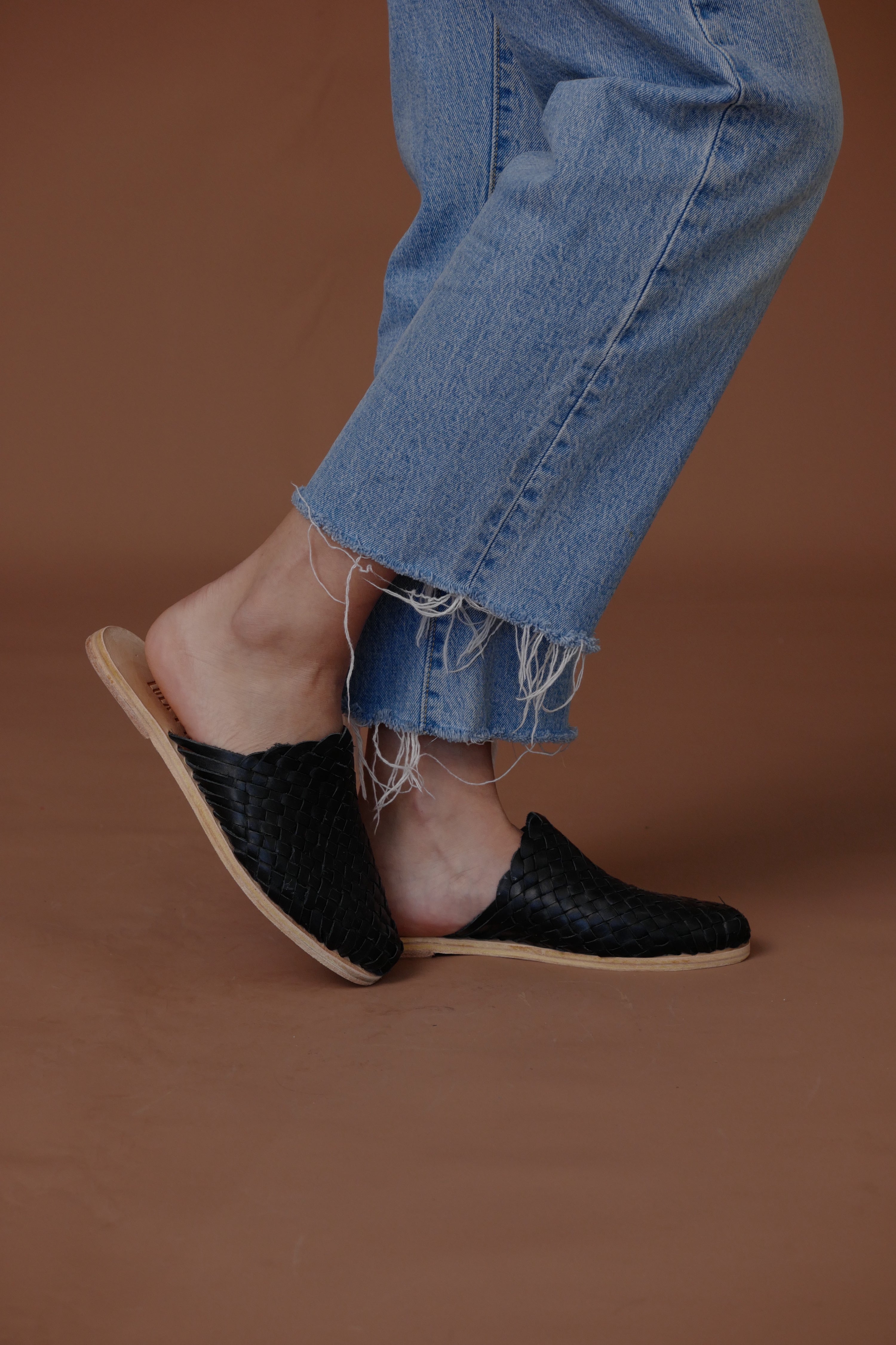 Hand Woven Leather Slides Black