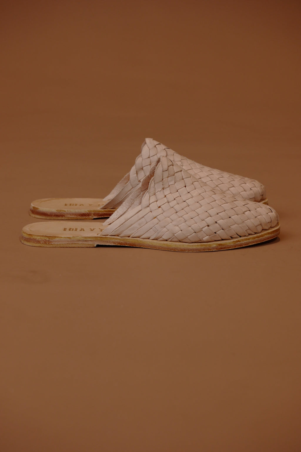 Hand Woven Leather Slides Cream