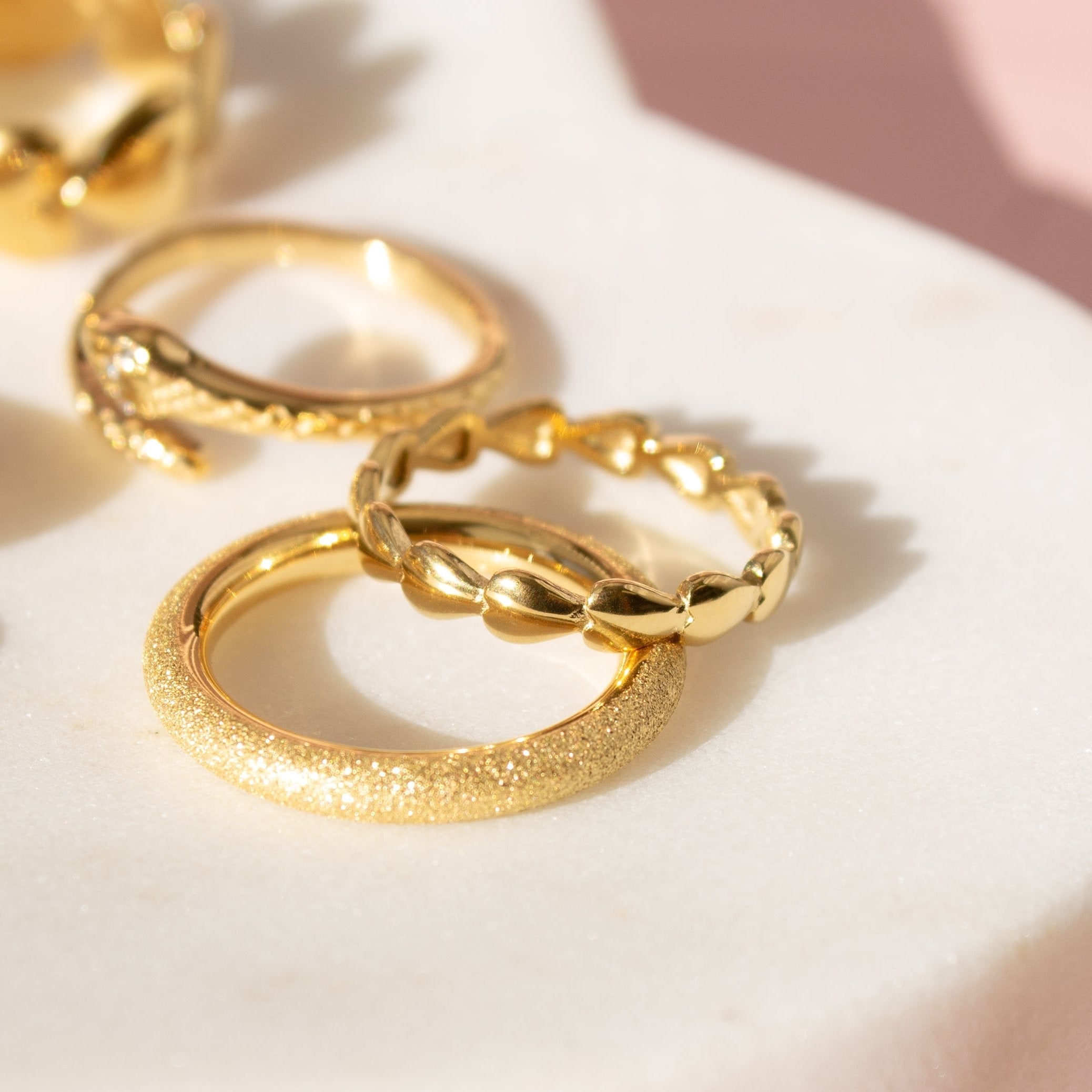 Slim Hearts Ring