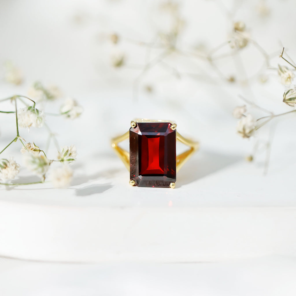 Certified 9 Carat Lab Grown Garnet Emerald Cut Engagement Ring with Split Shank