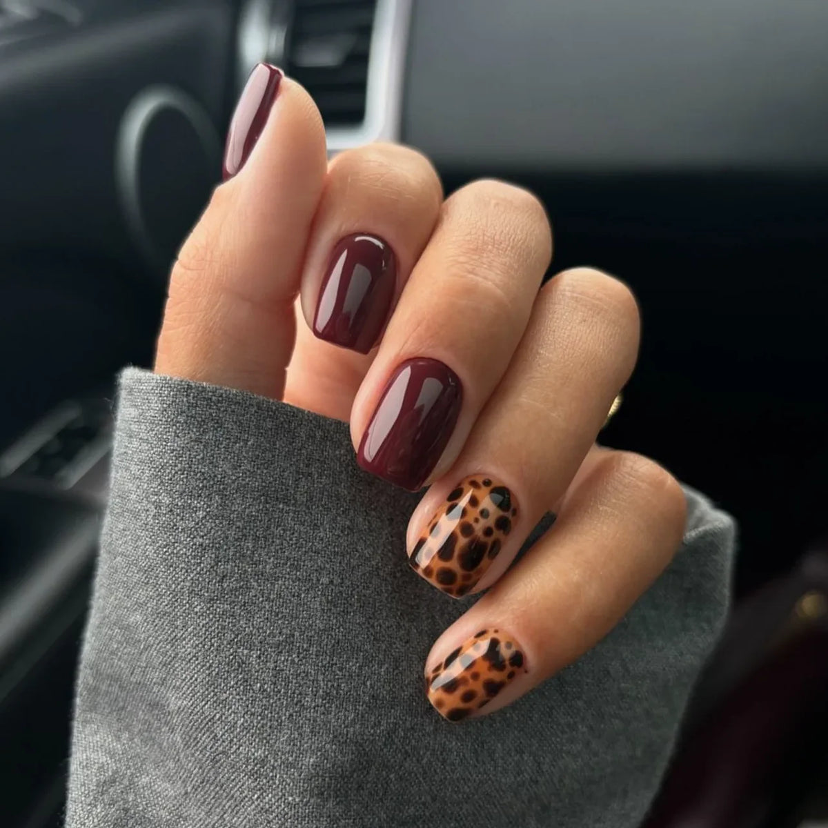 3D Bowknot Pearl Wearable Nail Art Fashion Leopard French Nude Almond Fake Nails Detachable Finished False Nails Press on Nails