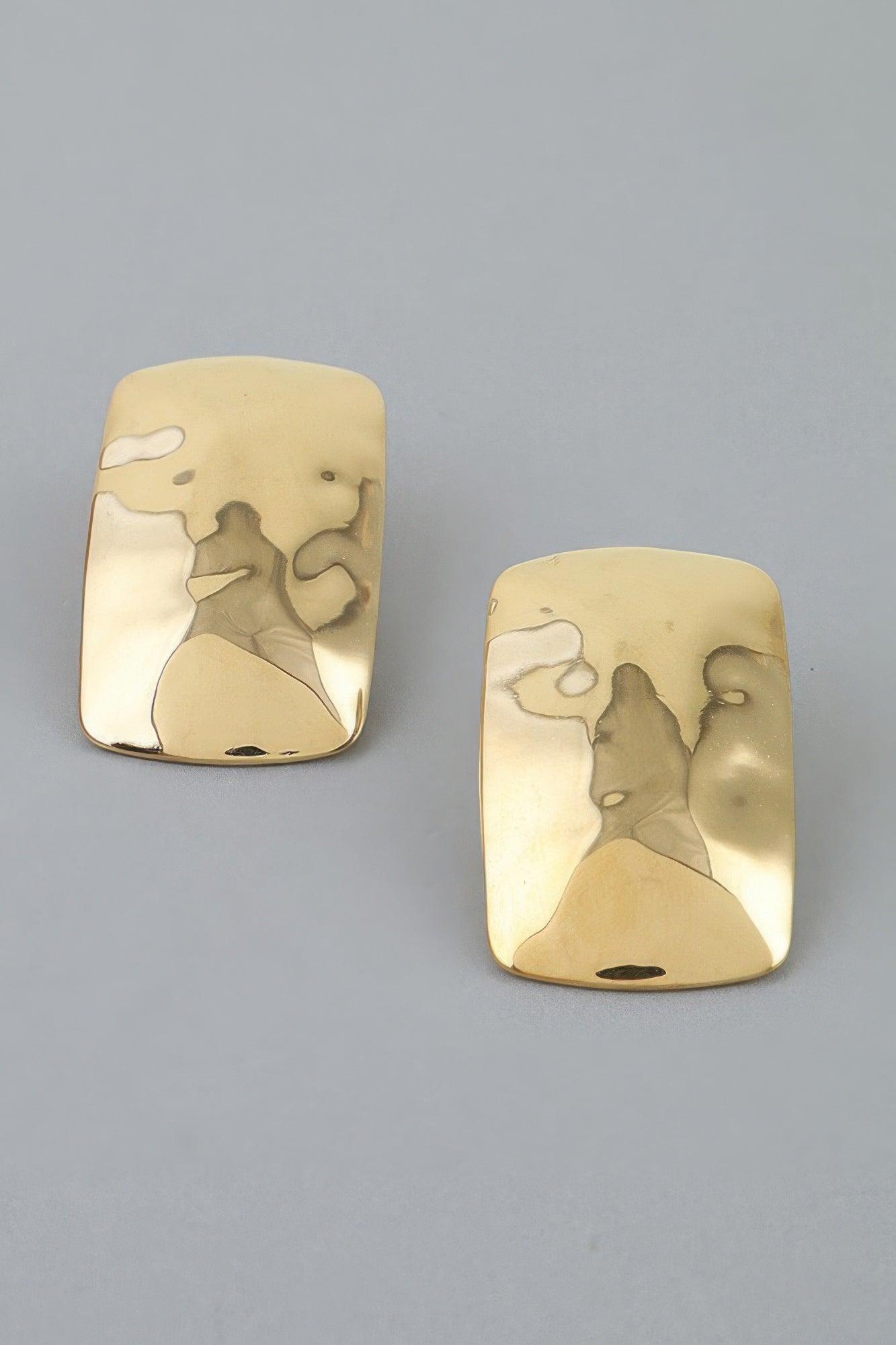 Women's Hammered Cubic Frame Stud Earrings BYMANYC ® New York CONTEMPORARY VIBRANT MODERN FASHION - New Collection