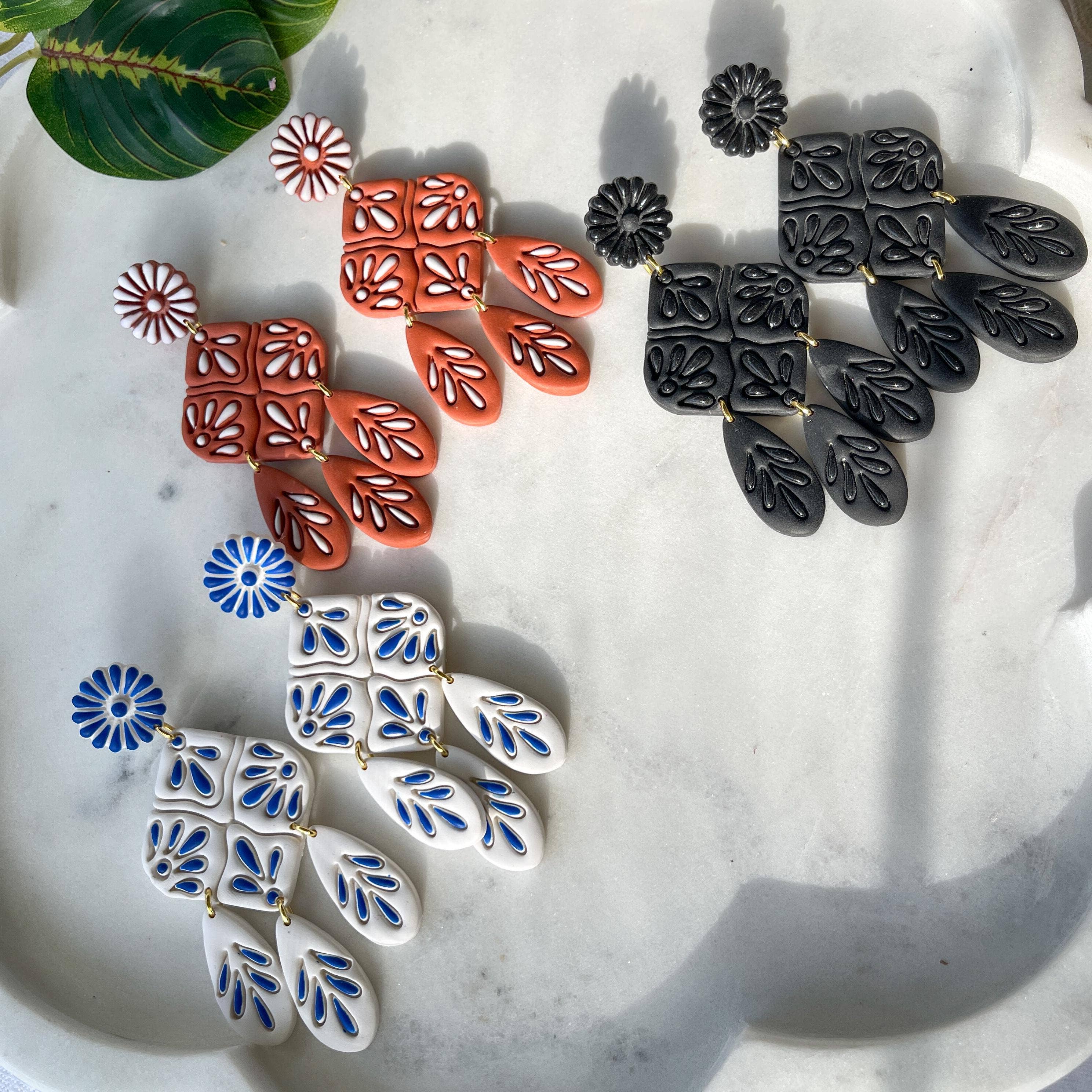 Raíces Artesanales Statement Earrings
