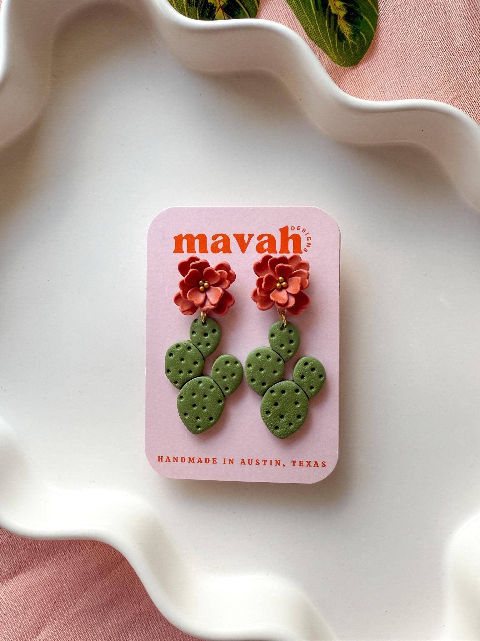 Nopal en Flor Earrings 🌵🤍