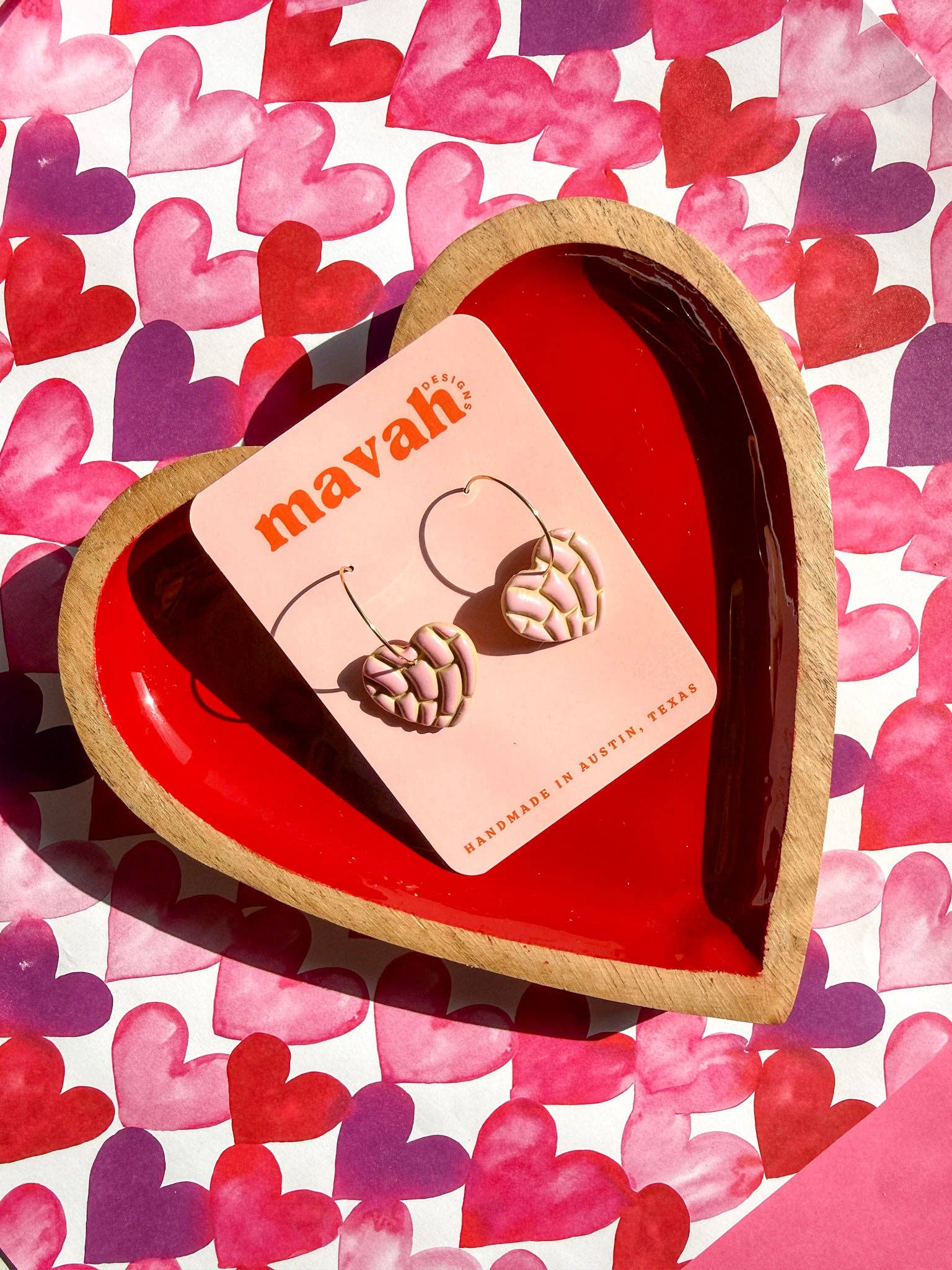 Corazón de Pan Dulce Earrings ❤️🥐