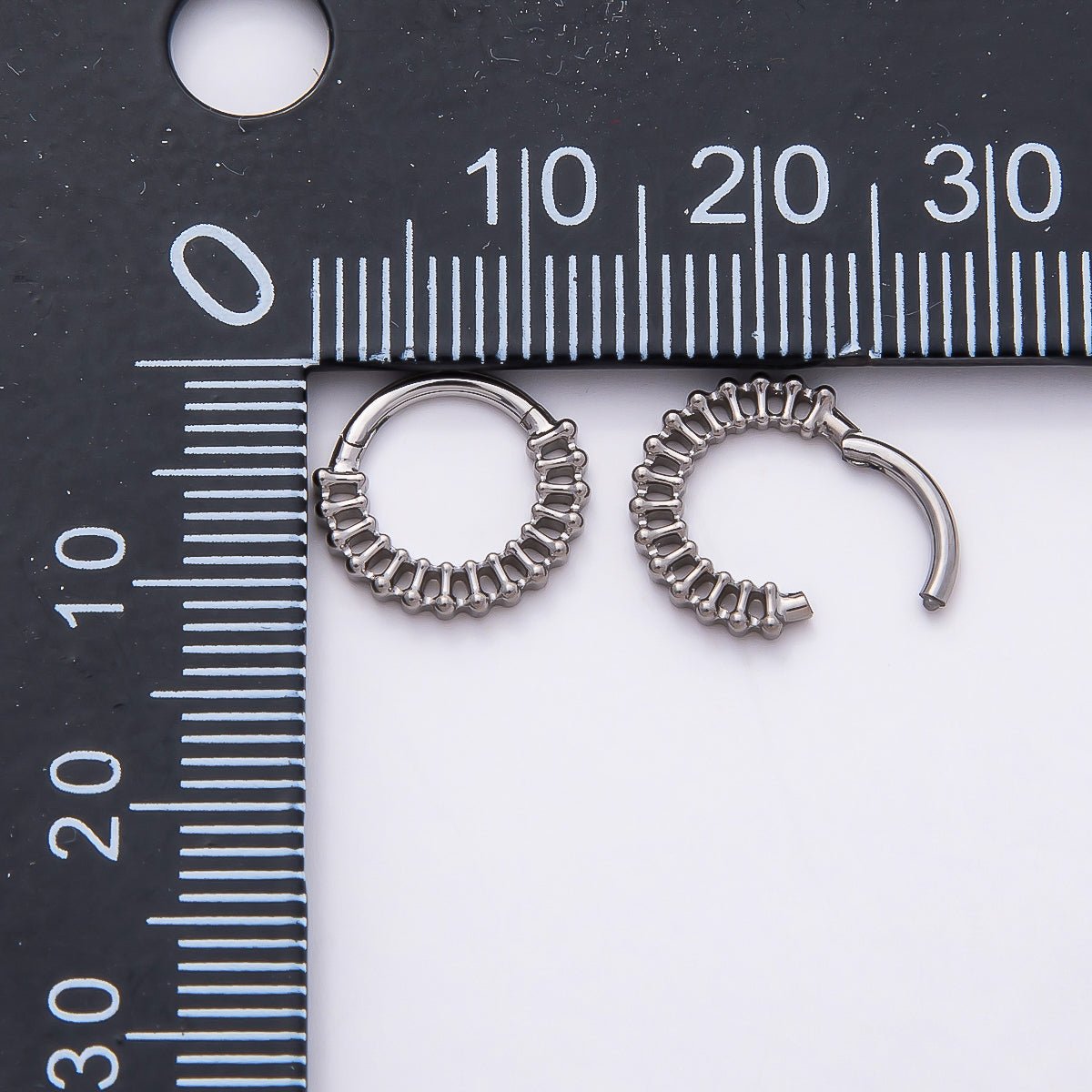Titanium 11mm Geometric Molten Ball Bar Single Septum Cartilage Piercing Clicker in Gold & Silver | BJ-00035 BJ-00036